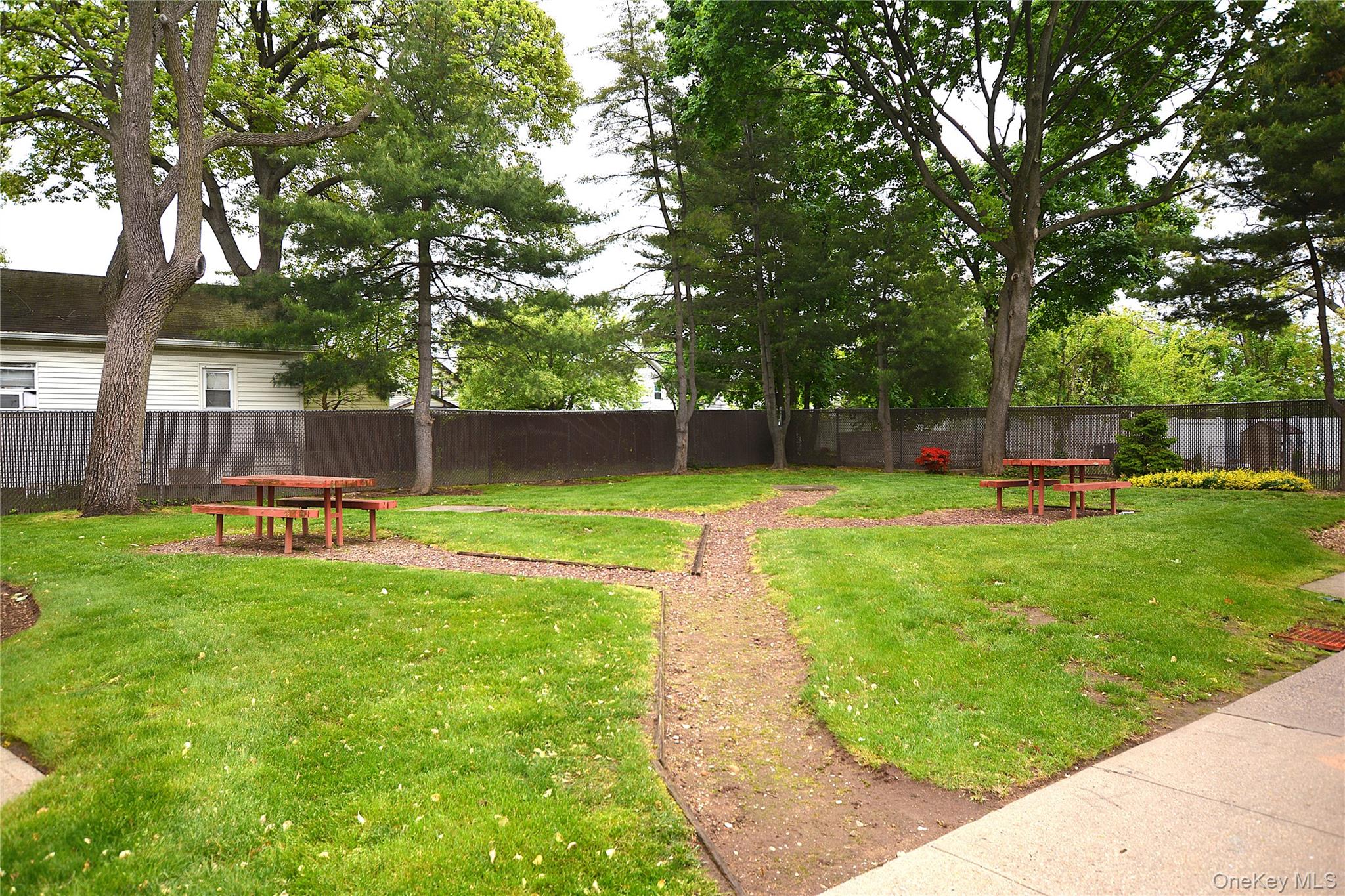 565 Avenue A 104 Property Photo 24