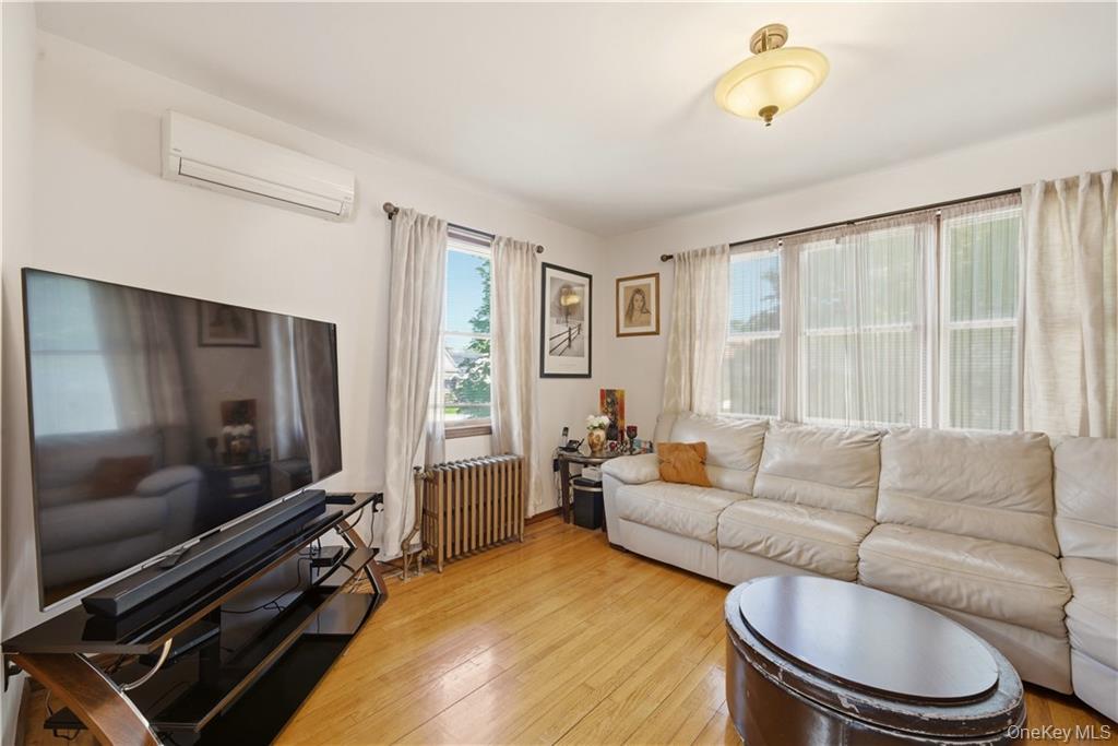 125-11 7th Avenue Property Photo 21