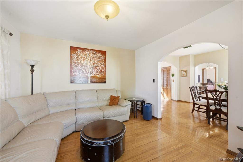 125-11 7th Avenue Property Photo 22