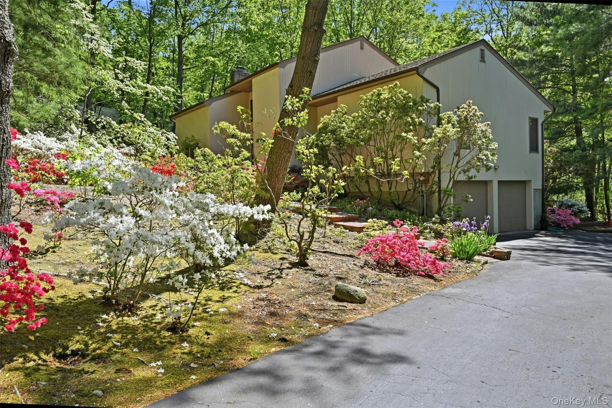 40 Laurel Hill Road Property Photo 1