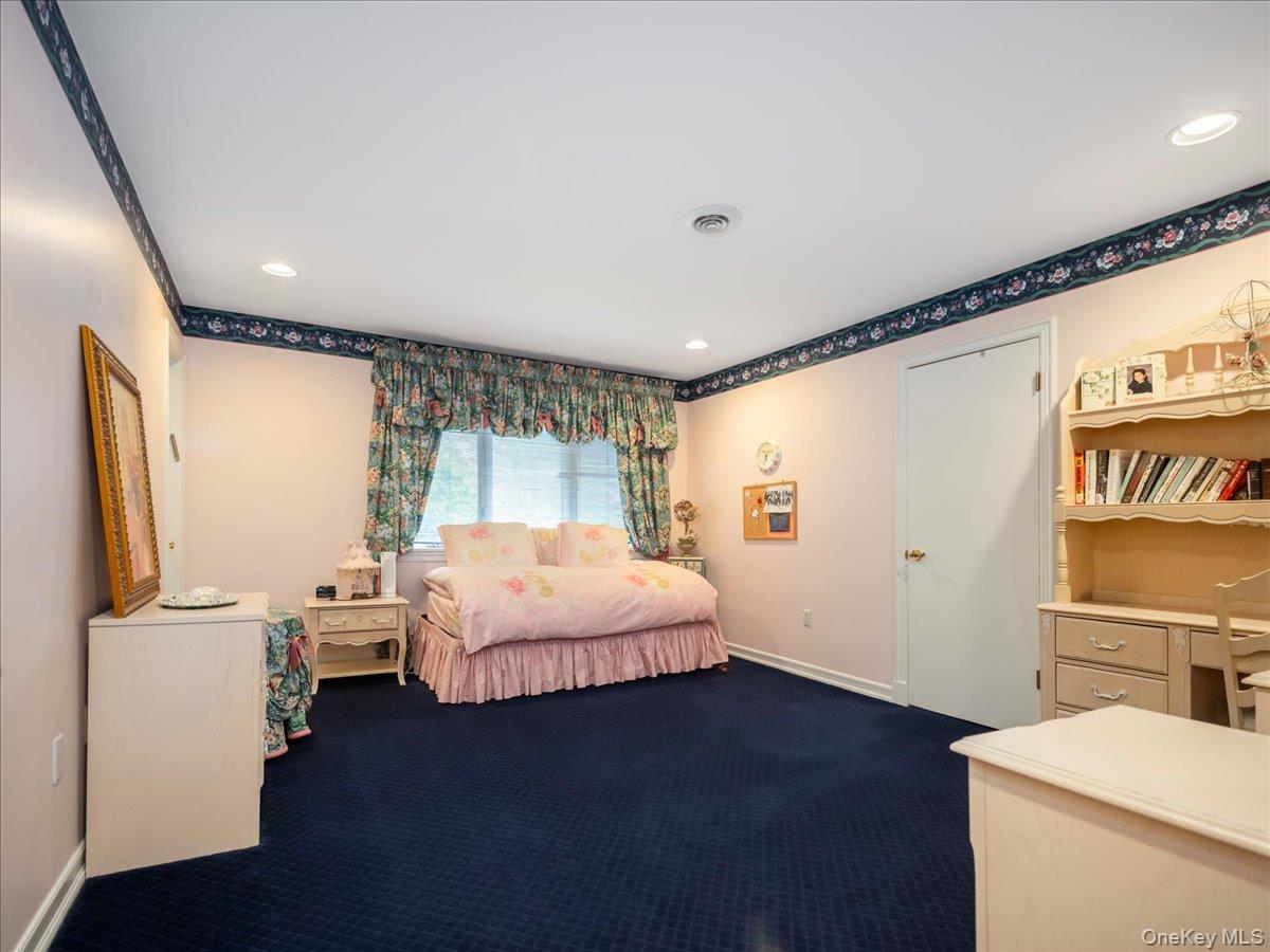 11 Bartlett Road Property Photo 24