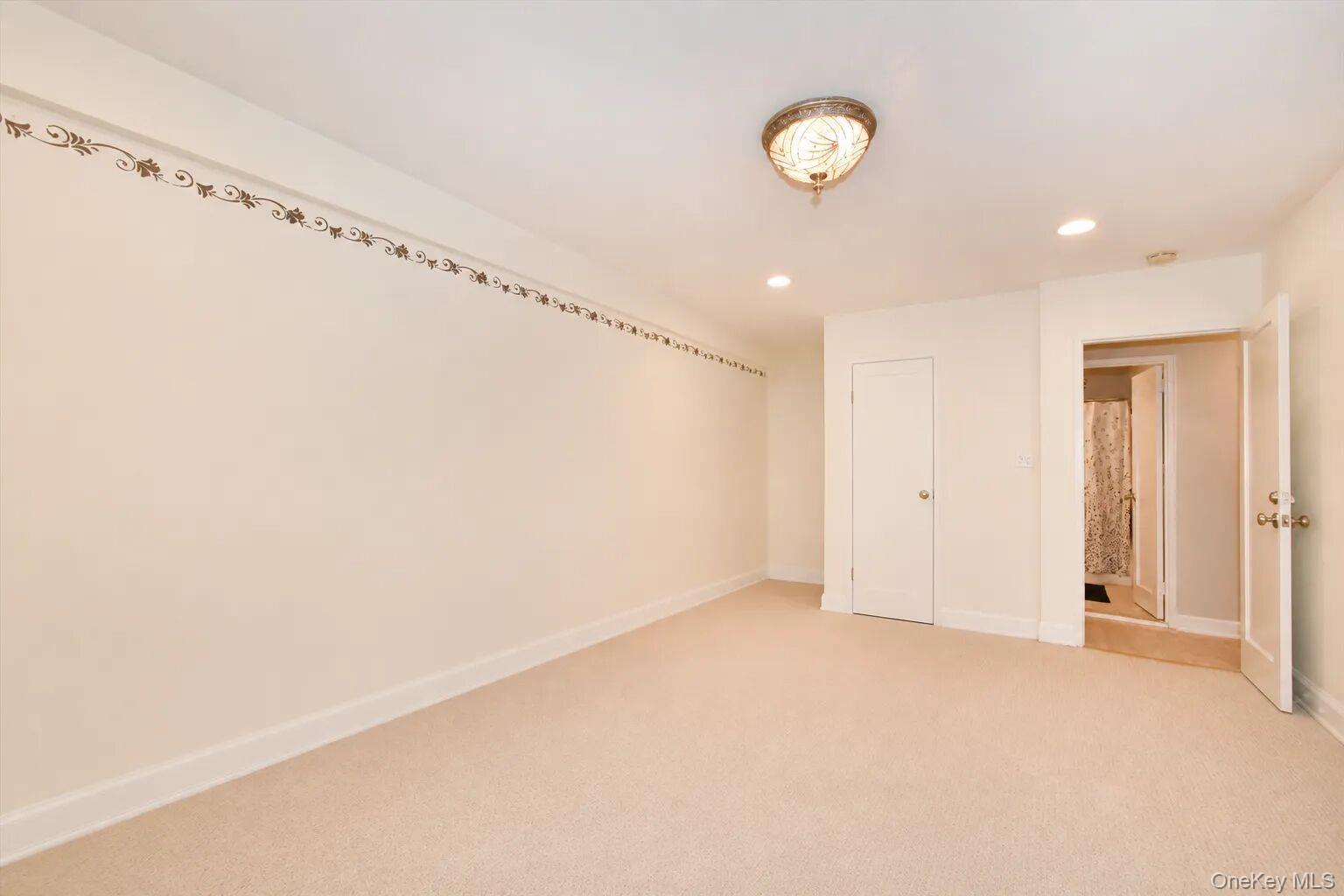 50 Hill Park Avenue 1-l Property Photo 10