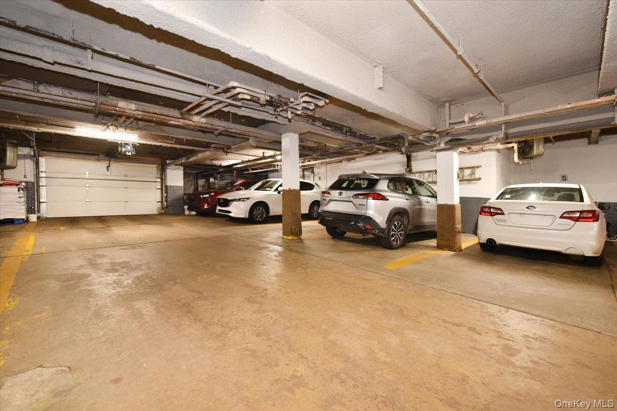 50 Hill Park Avenue 1-l Property Photo 22
