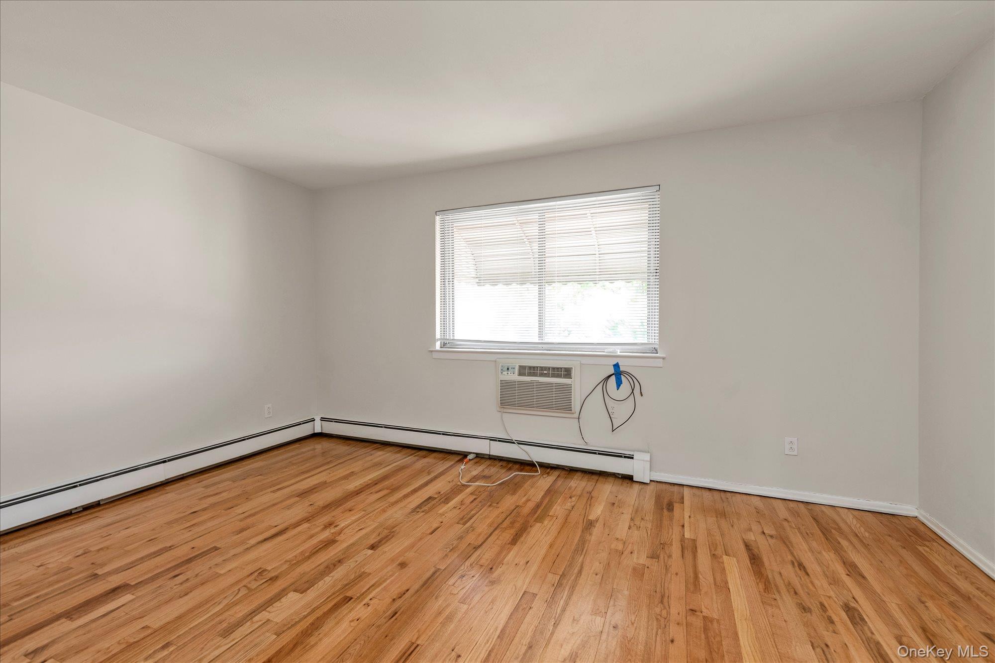 93-24 243rd Street Property Photo 4