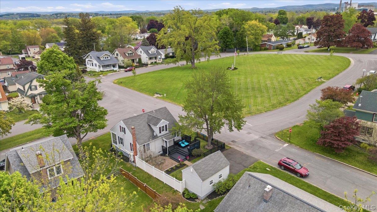 11 Greenport Parkway Property Photo 39
