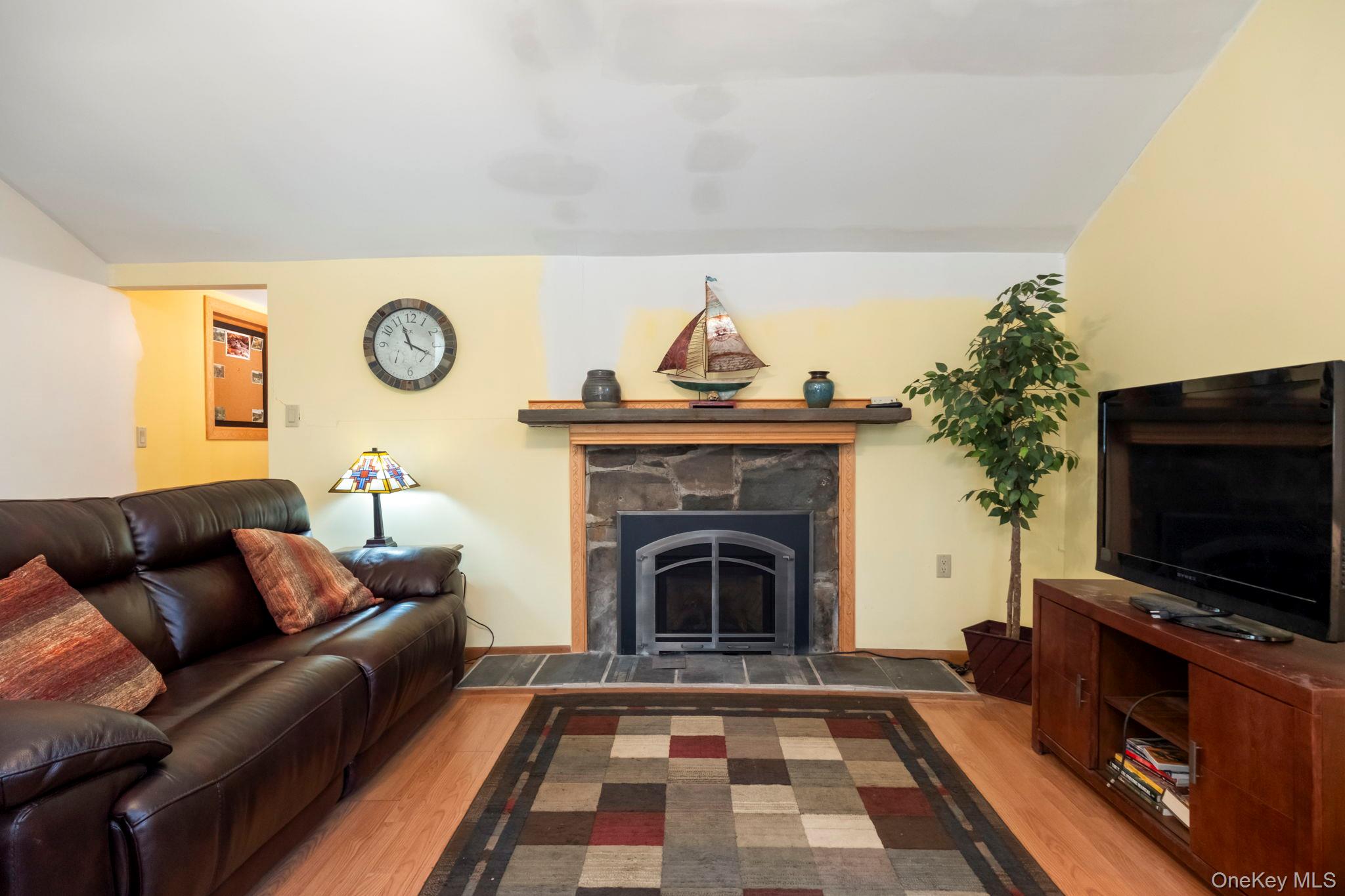 25 Canal Road Property Photo 7