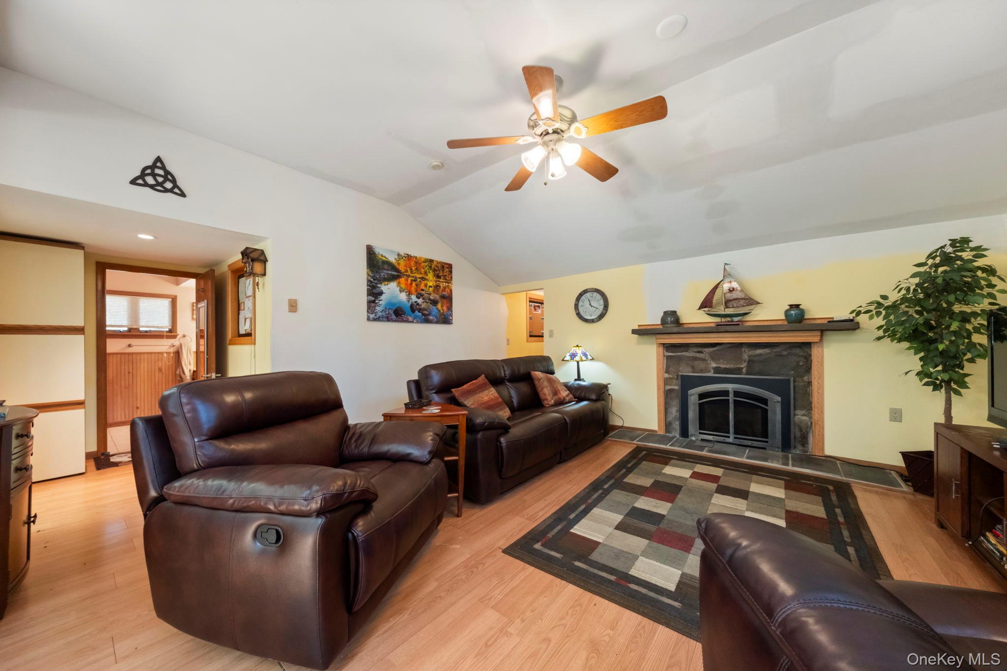25 Canal Road Property Photo 8