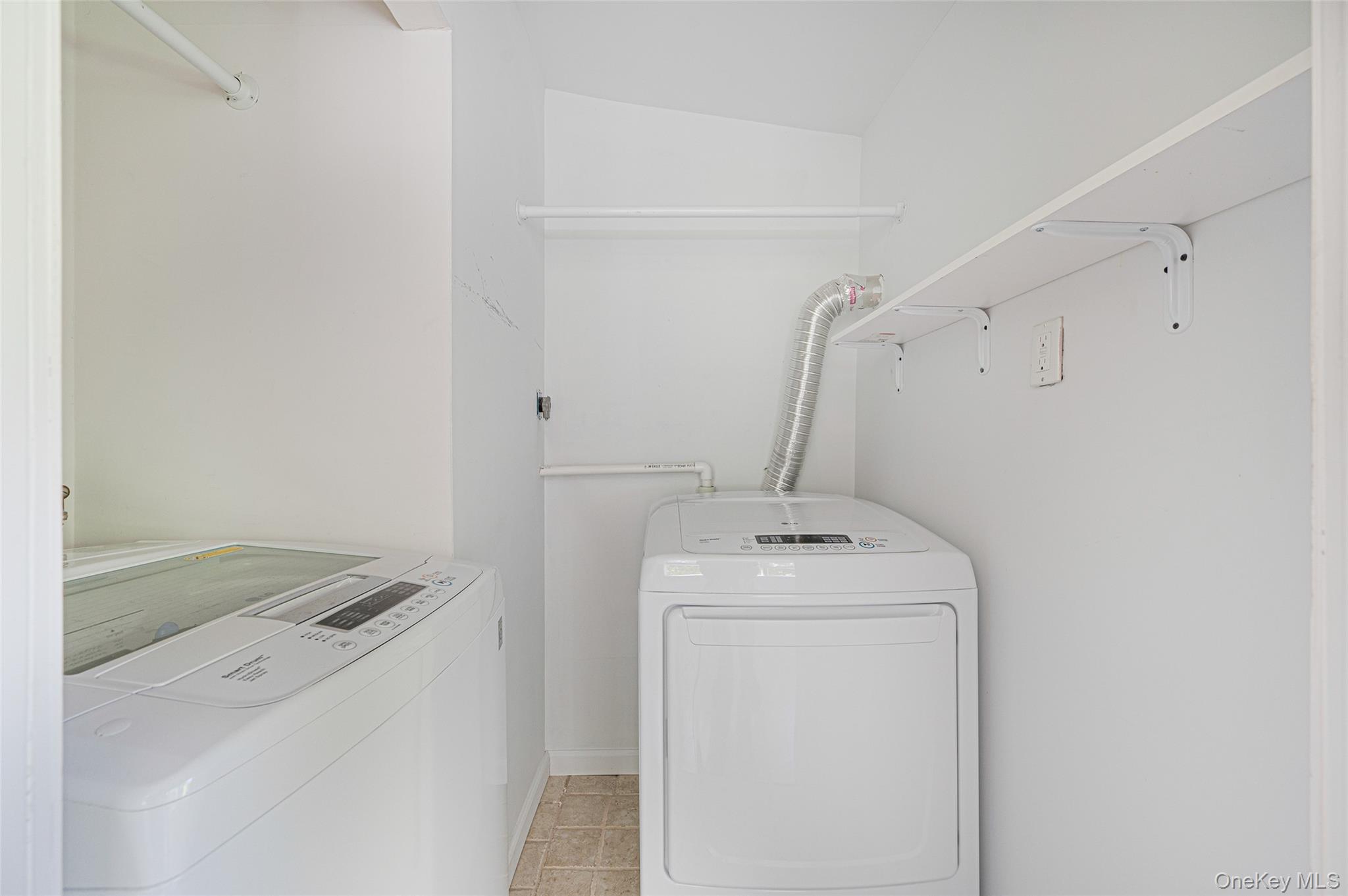 6 Arizona Avenue Property Photo 33