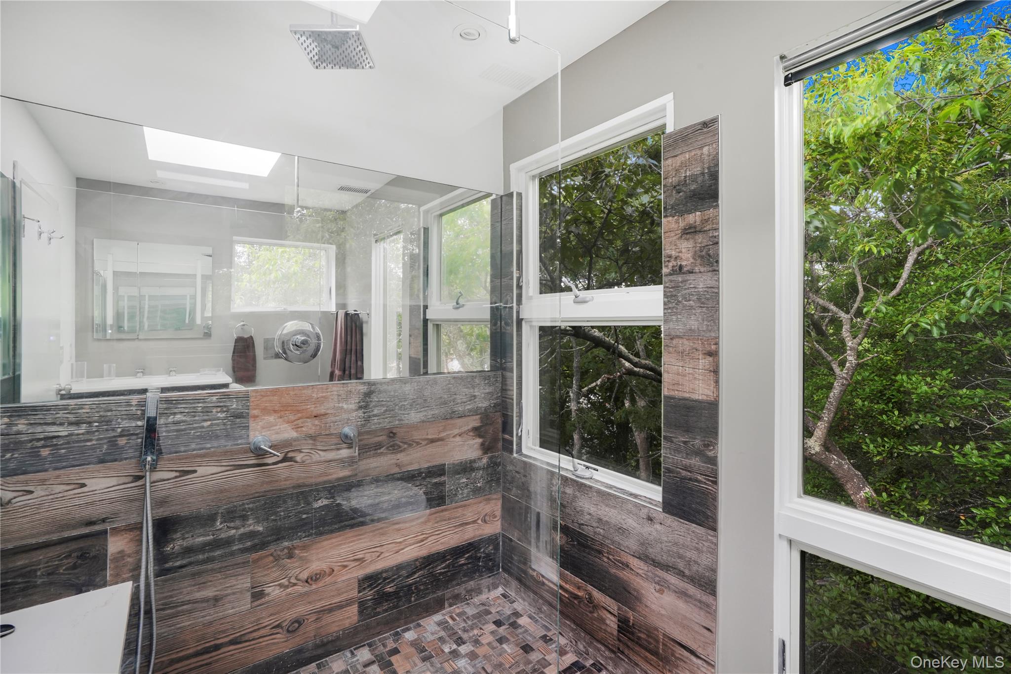 337 Shell Walk Property Photo 11
