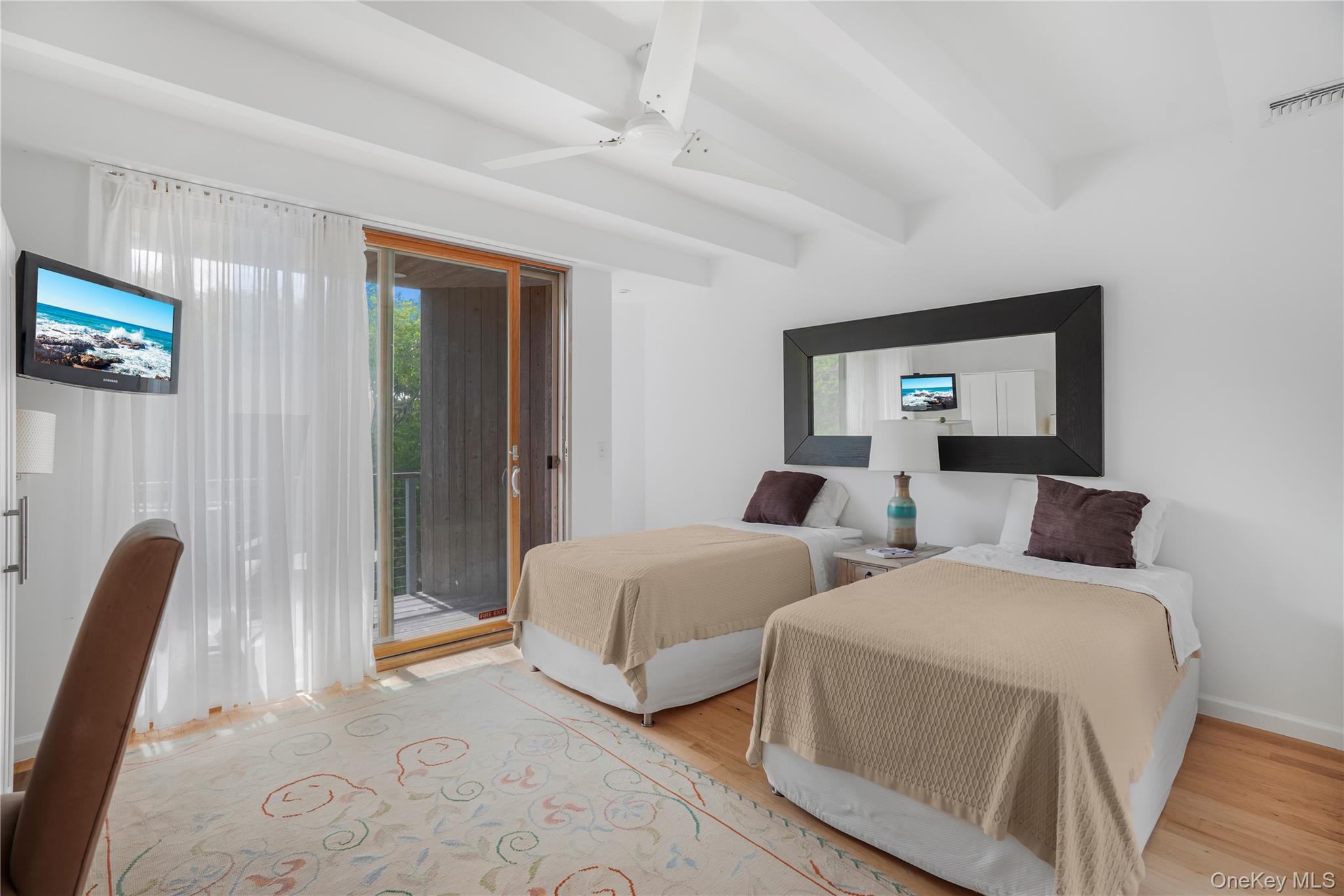 337 Shell Walk Property Photo 16