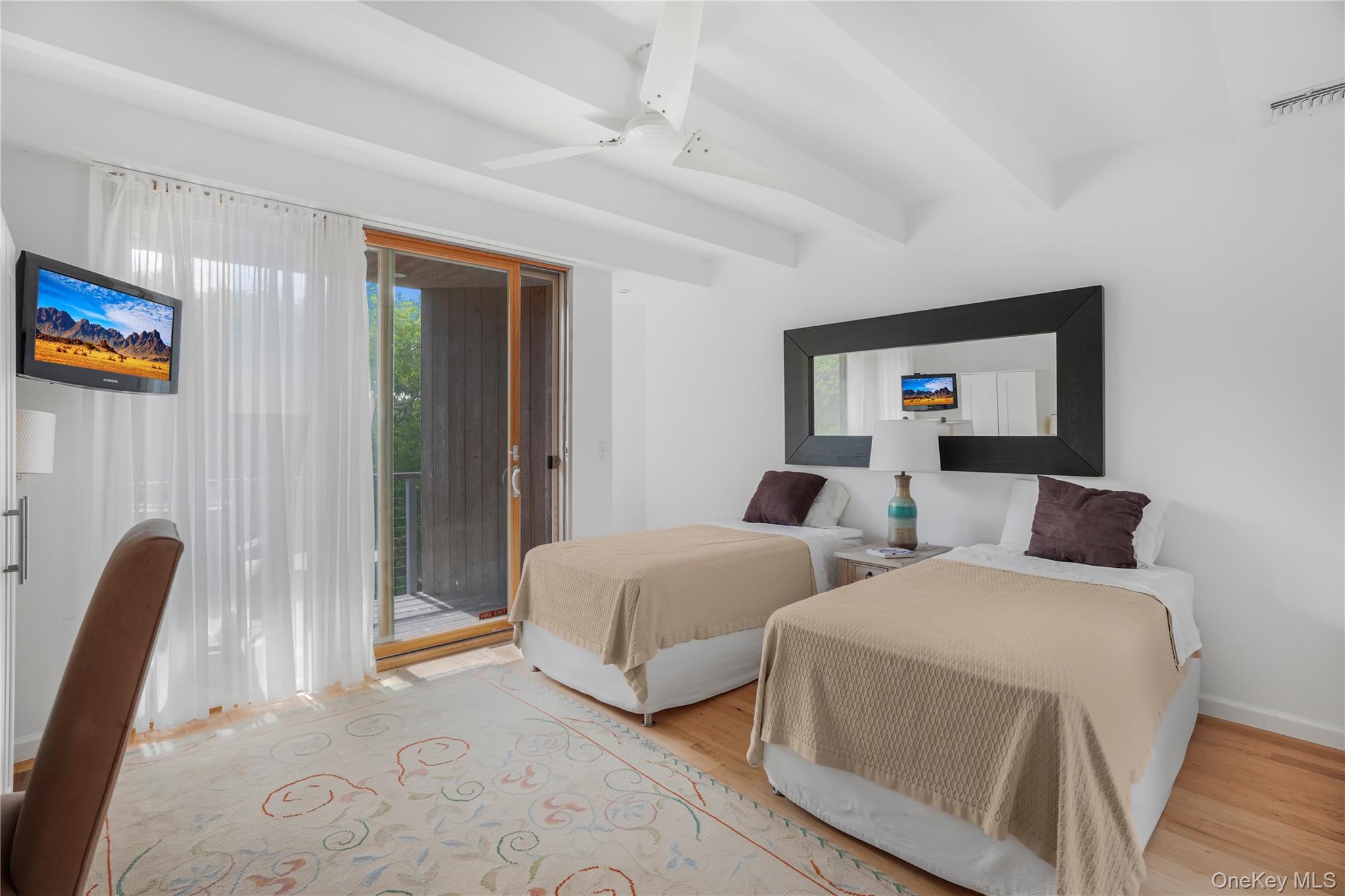 337 Shell Walk Property Photo 17