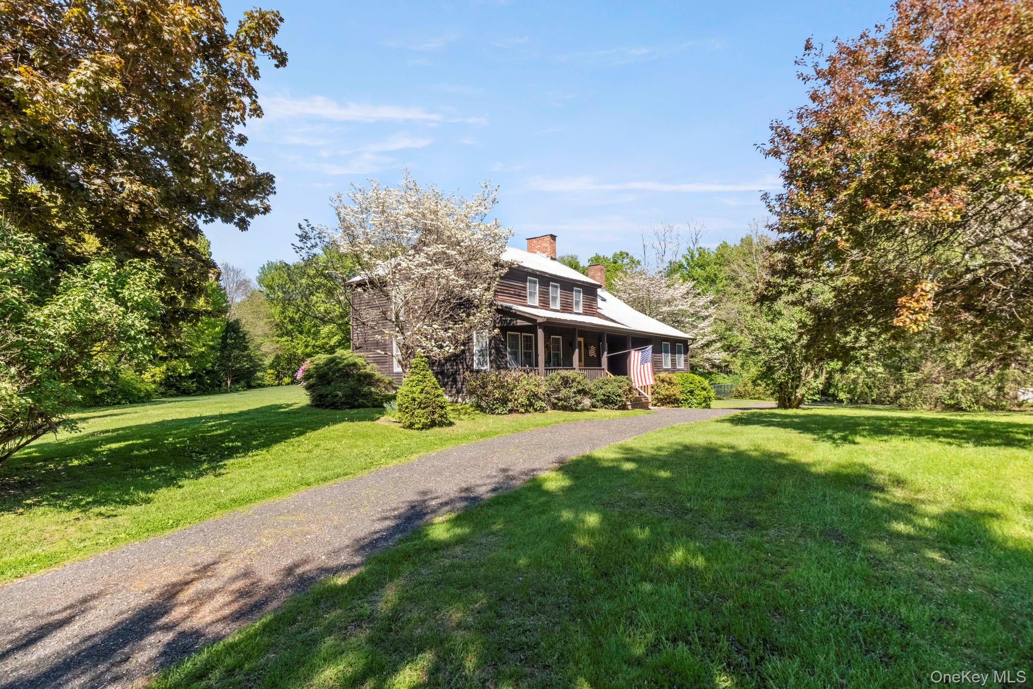 2056 State Route 17k Property Photo 1