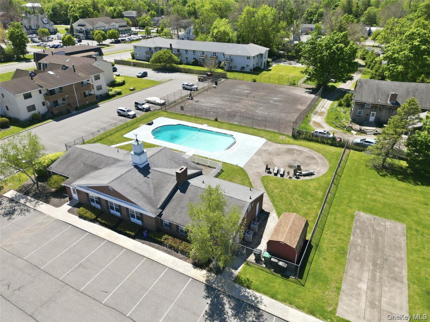21 Weathervane Drive 16 Property Photo 11