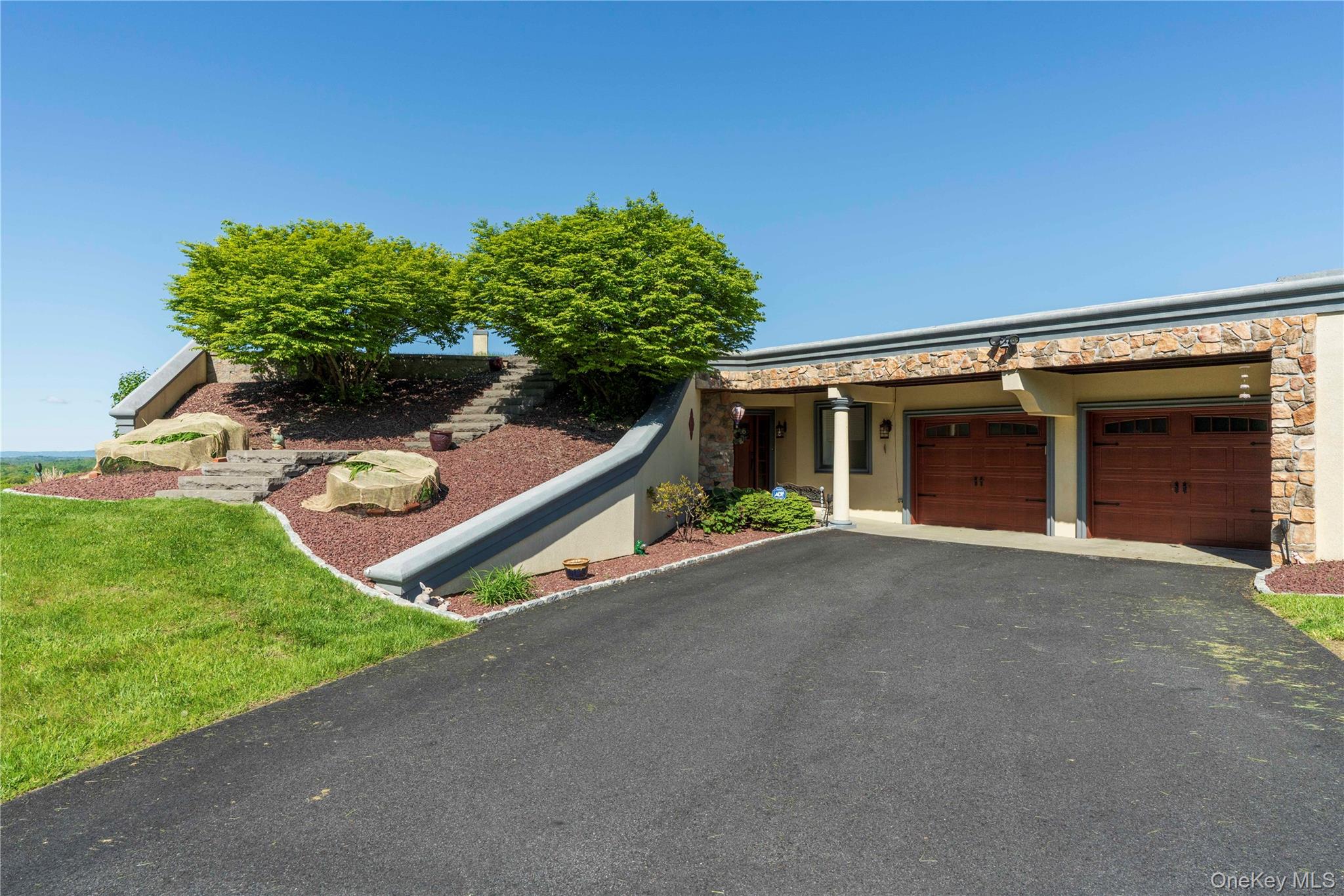115 N Smith Road Property Photo 5