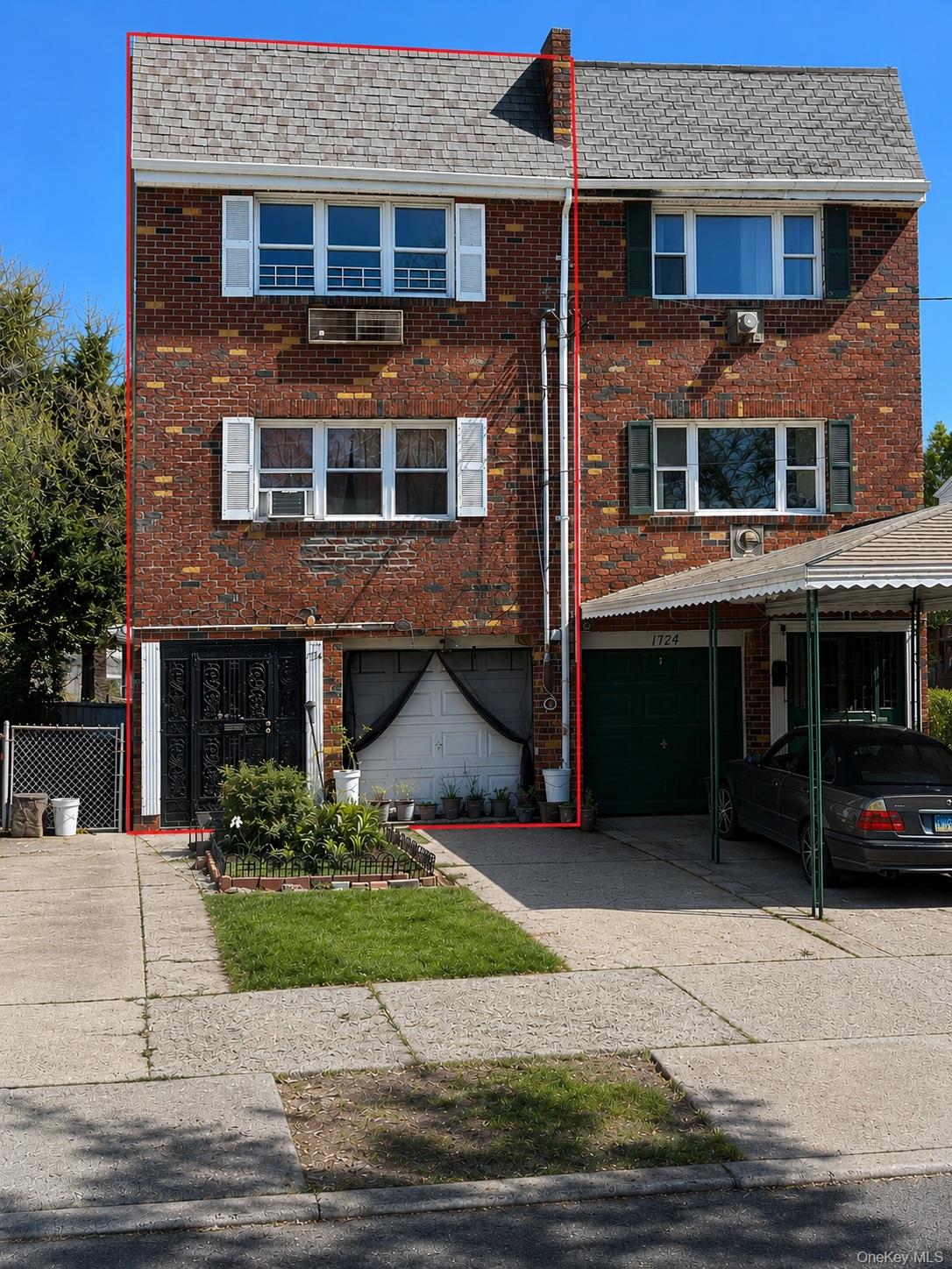 1726 Plainview Avenue Property Photo 1