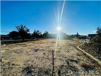 550 William Floyd Parkway Property Photo 3