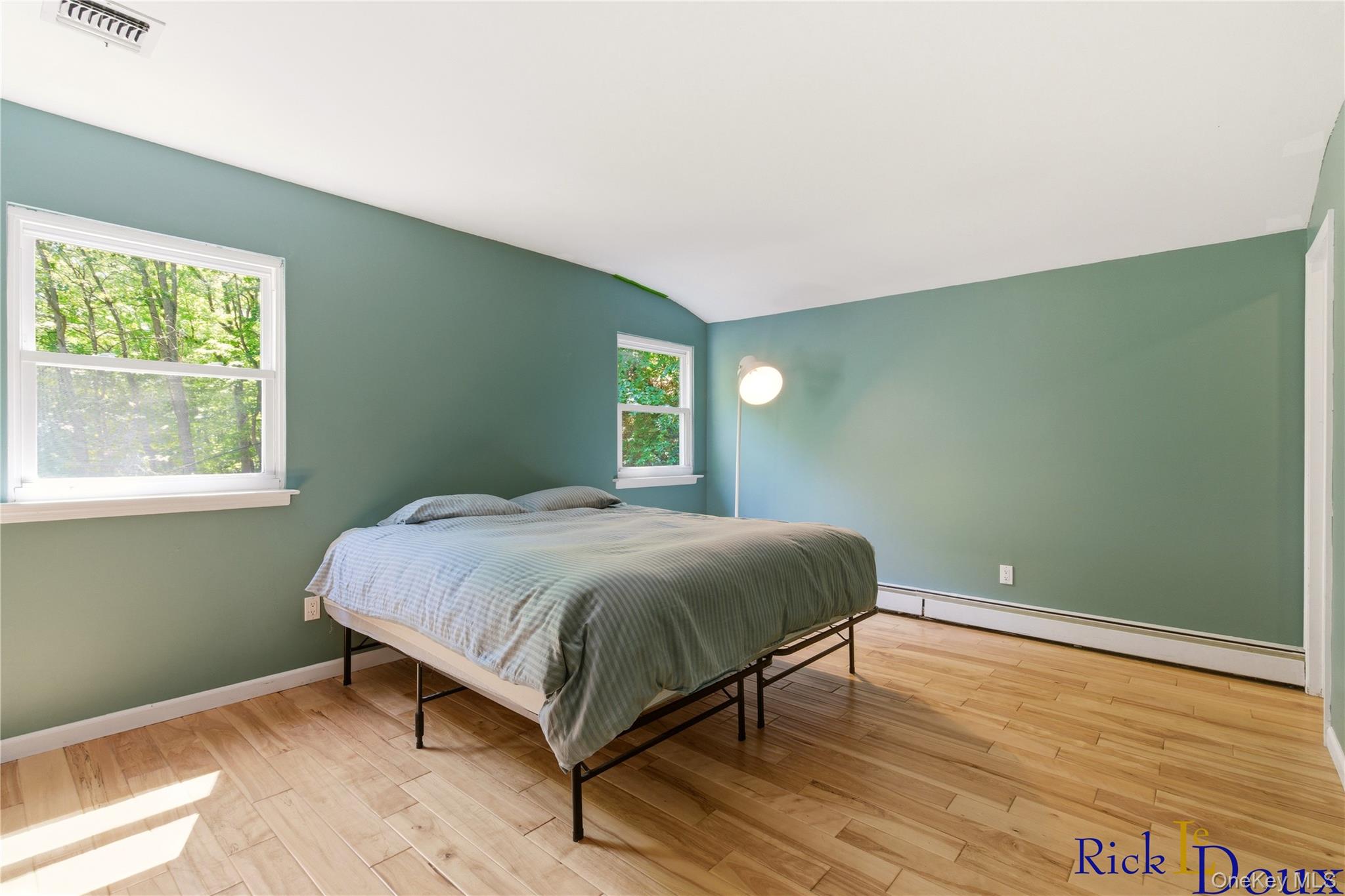223 Old Post Road Property Photo 18