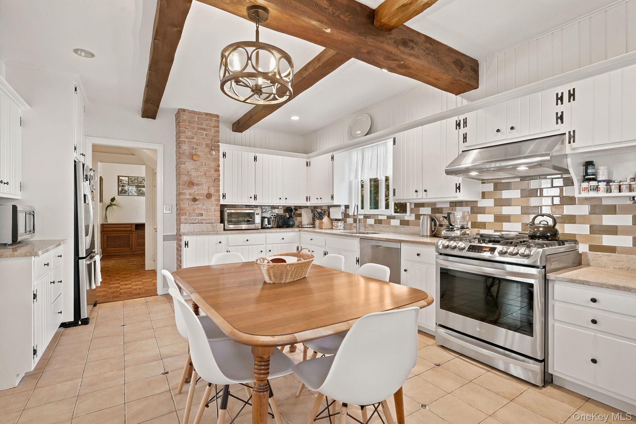 11 Winthrop Avenue Property Photo 16