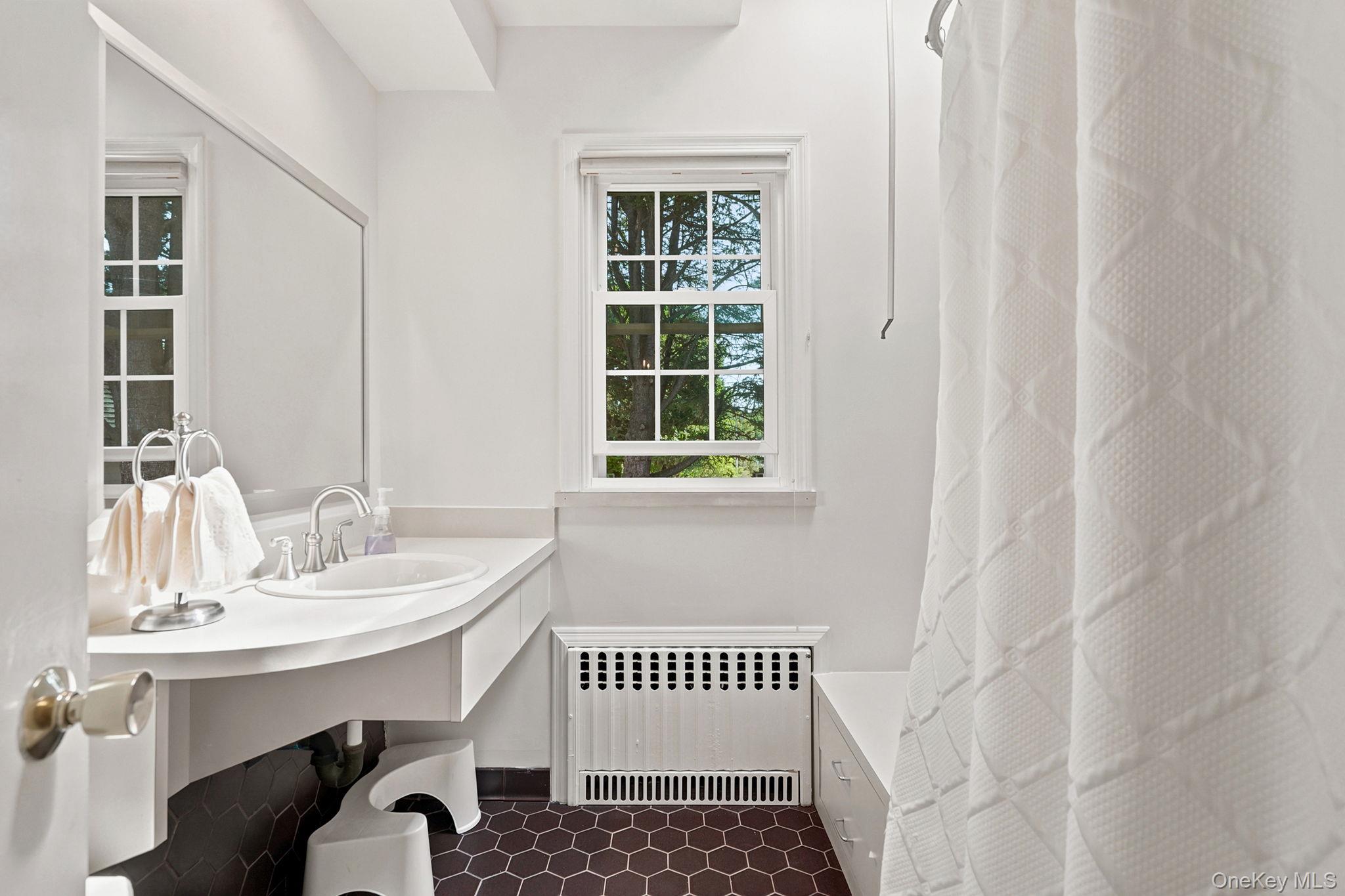 11 Winthrop Avenue Property Photo 19