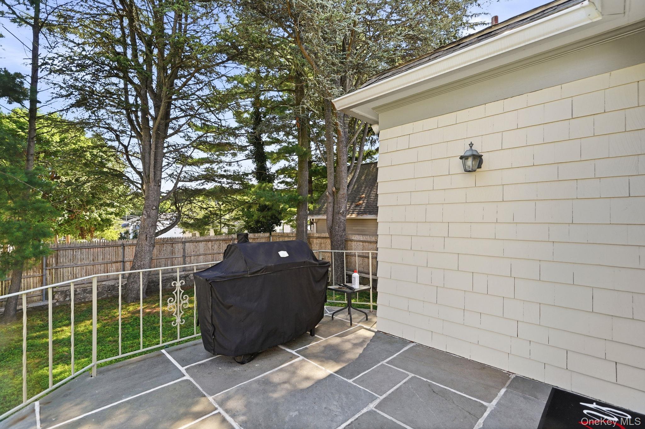 11 Winthrop Avenue Property Photo 27