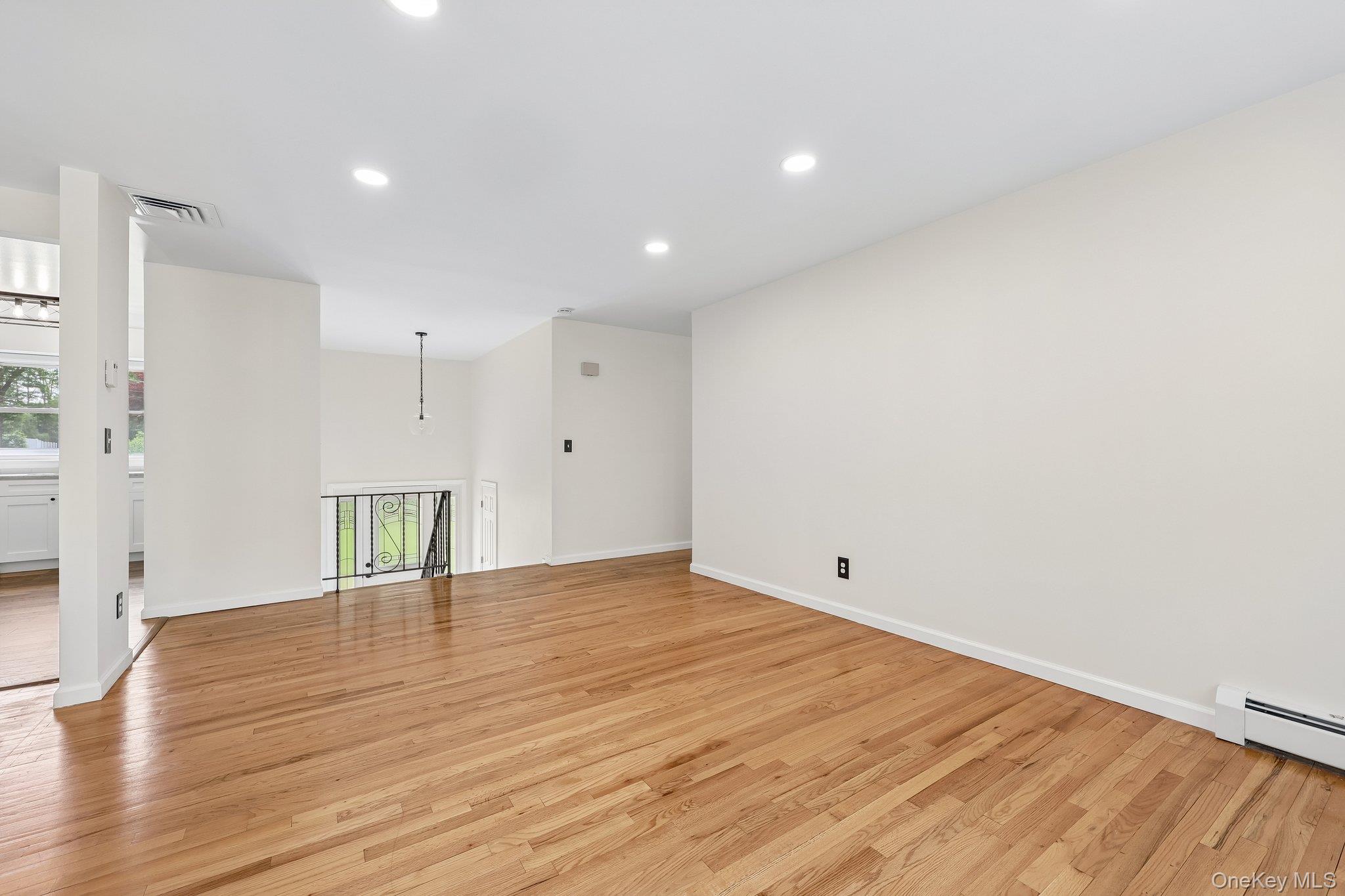 2853 Hedwig Drive Property Photo 6