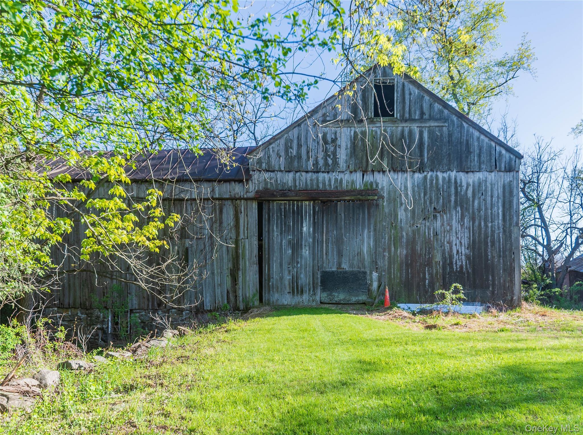 111 Browns Road Property Photo 20