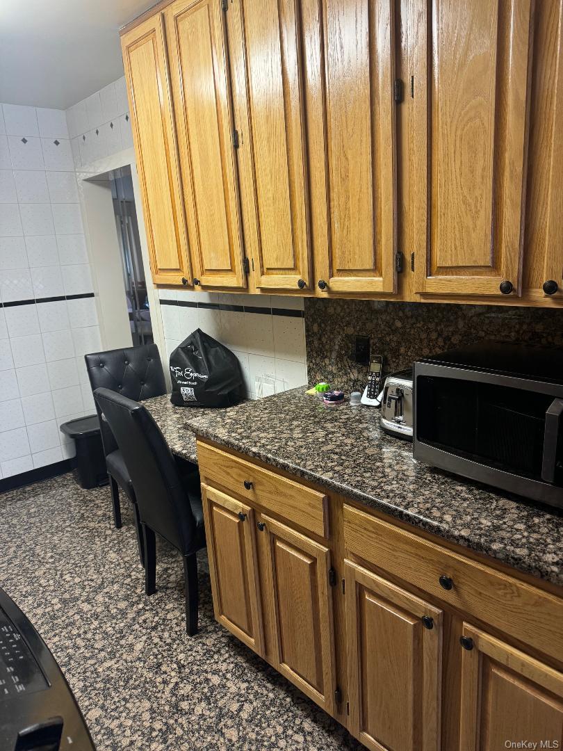 151-15 84th Street 3h Property Photo 12