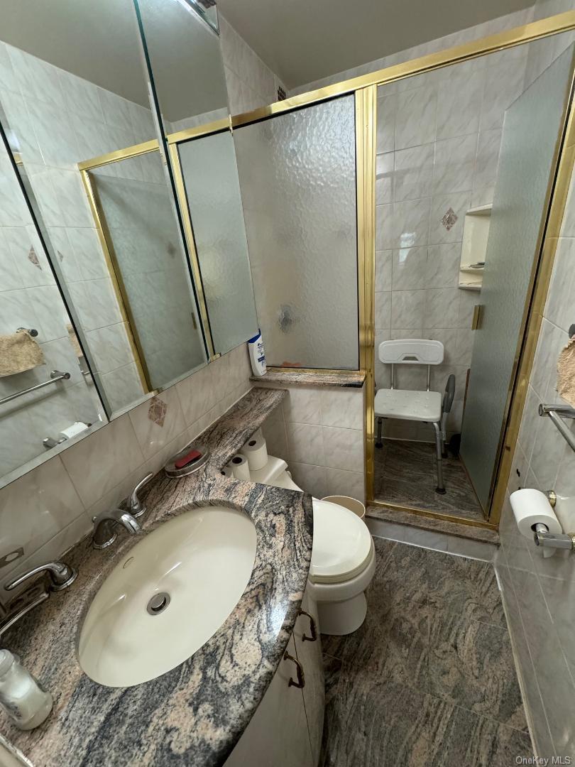 151-15 84th Street 3h Property Photo 25