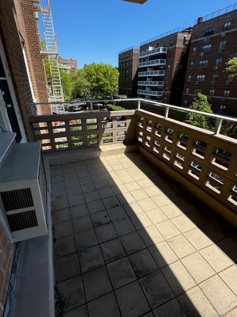 151-15 84th Street 3h Property Photo 28