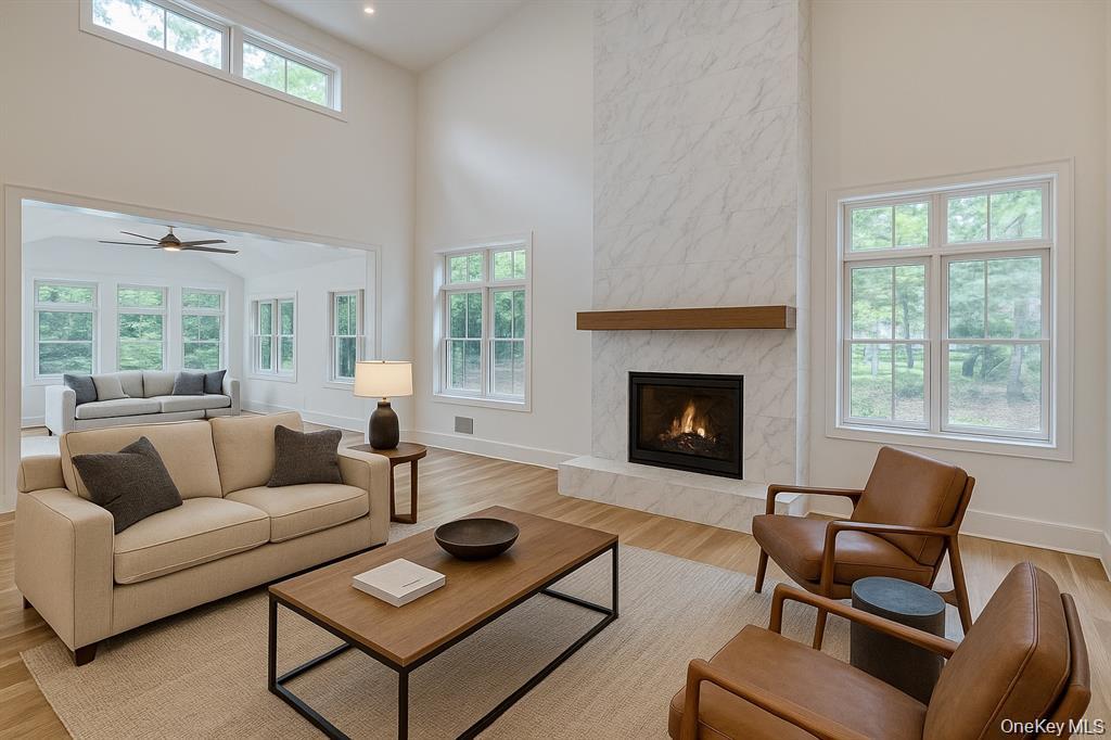 139 Old Cedar Swamp Road Property Photo 4