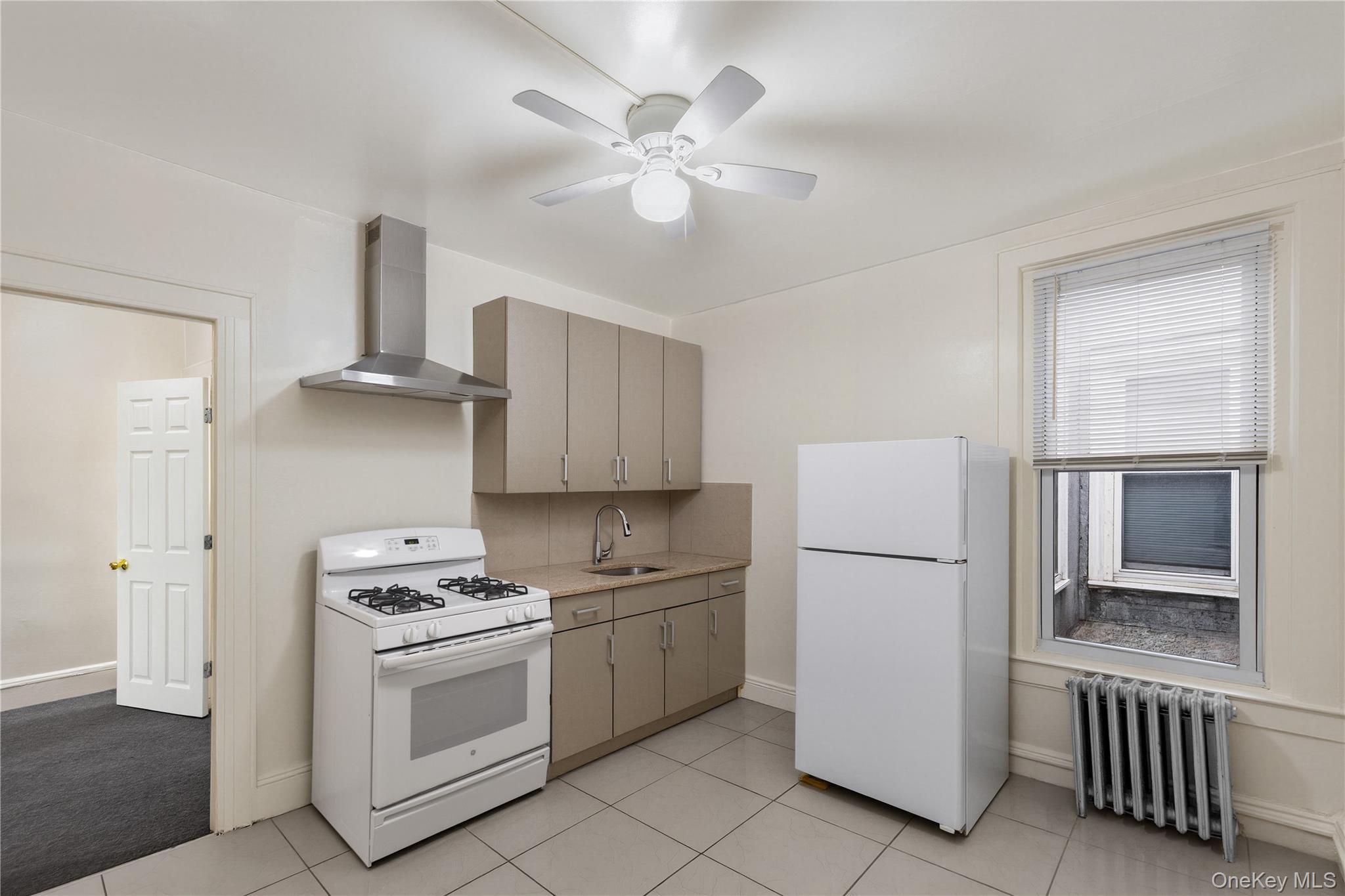 171-73 46th Avenue Property Photo 2