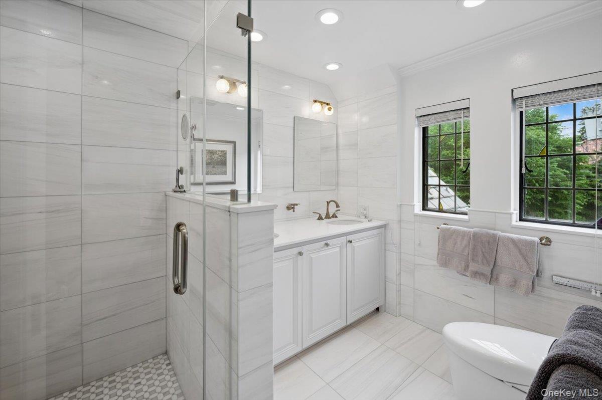 263 Corona Avenue Property Photo 25