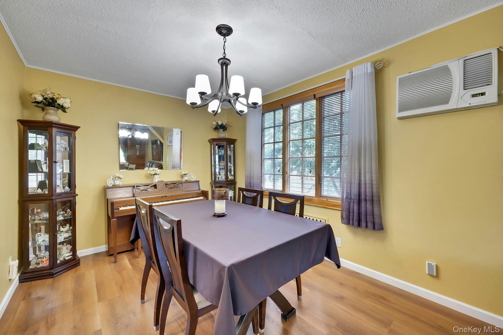 189d Edgewater Park D Property Photo 6