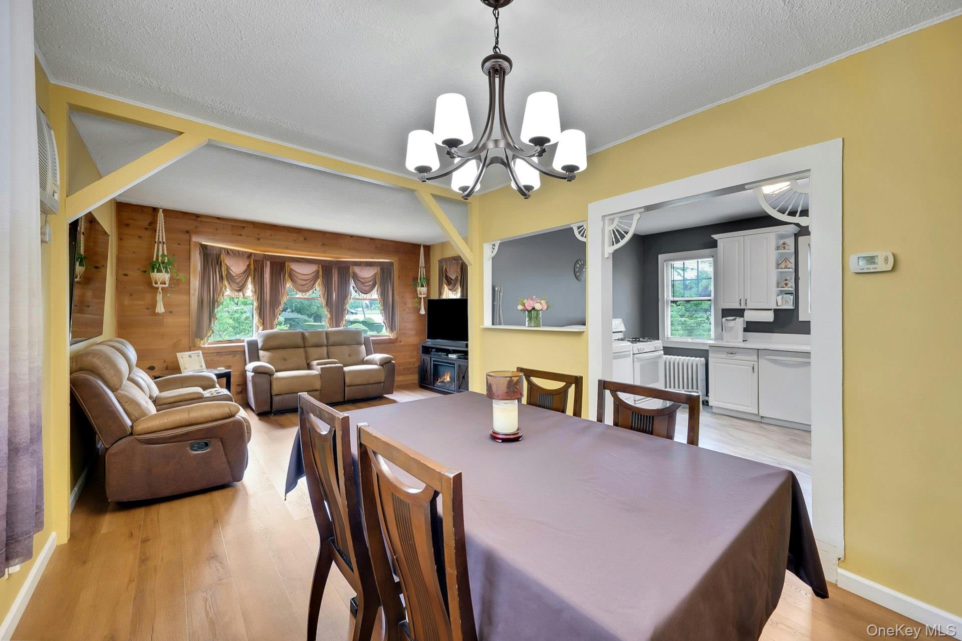 189d Edgewater Park D Property Photo 7