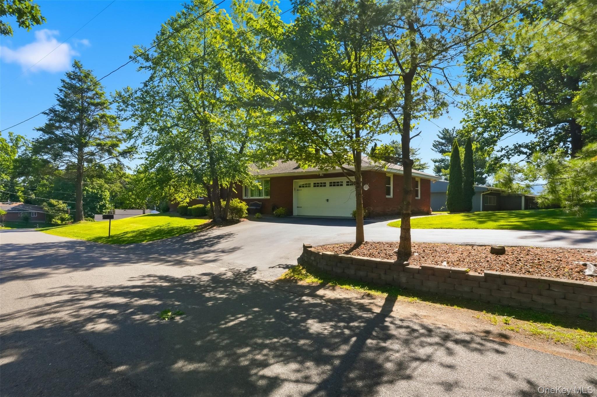 5 Oak Ridge Drive Property Photo 4