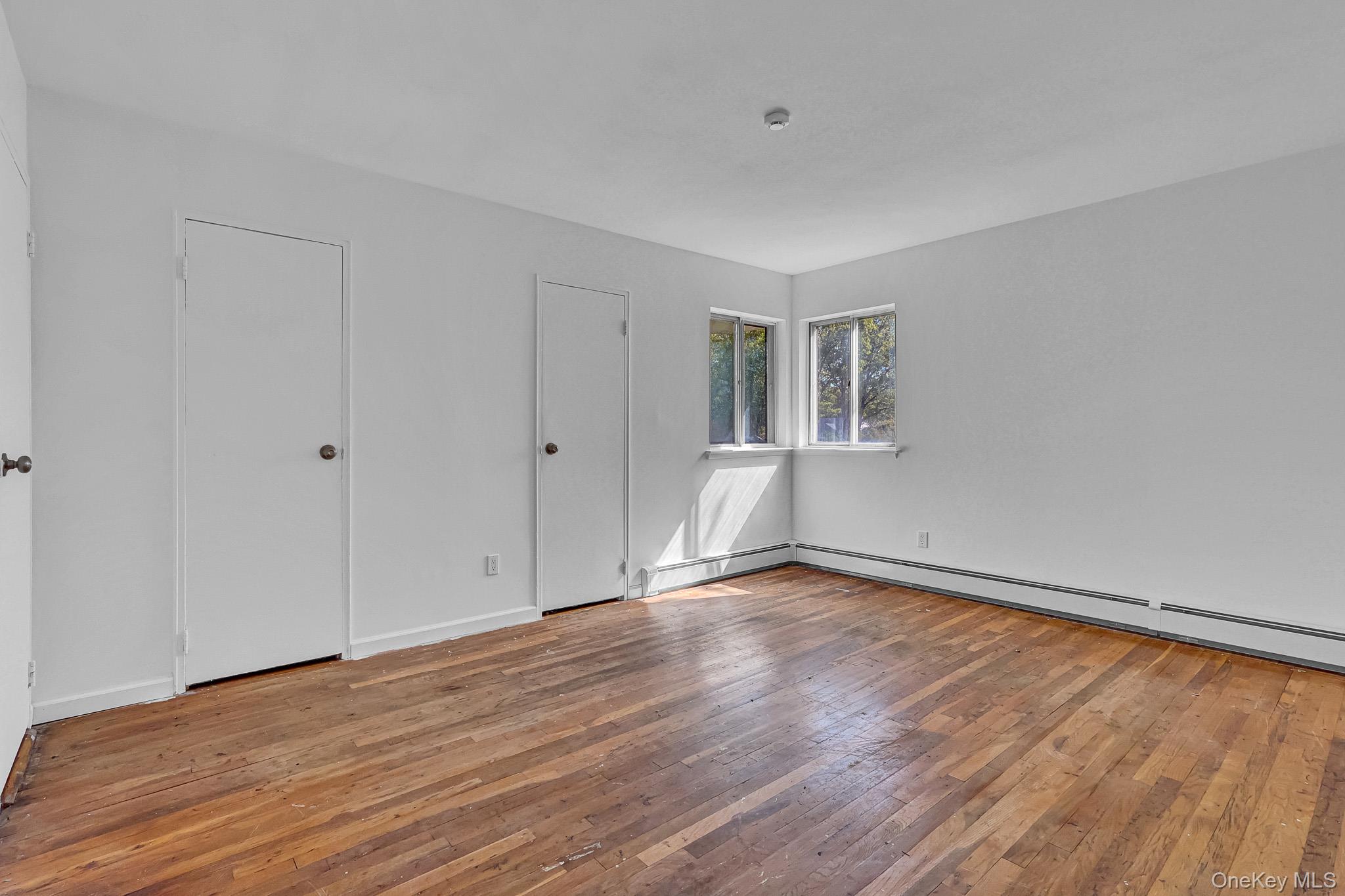 335 Babylon Street Property Photo 15