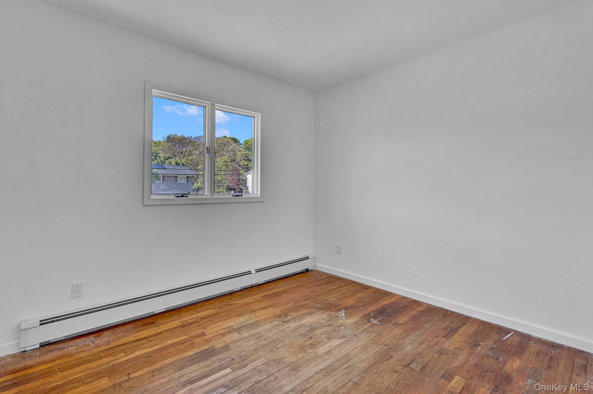 335 Babylon Street Property Photo 16