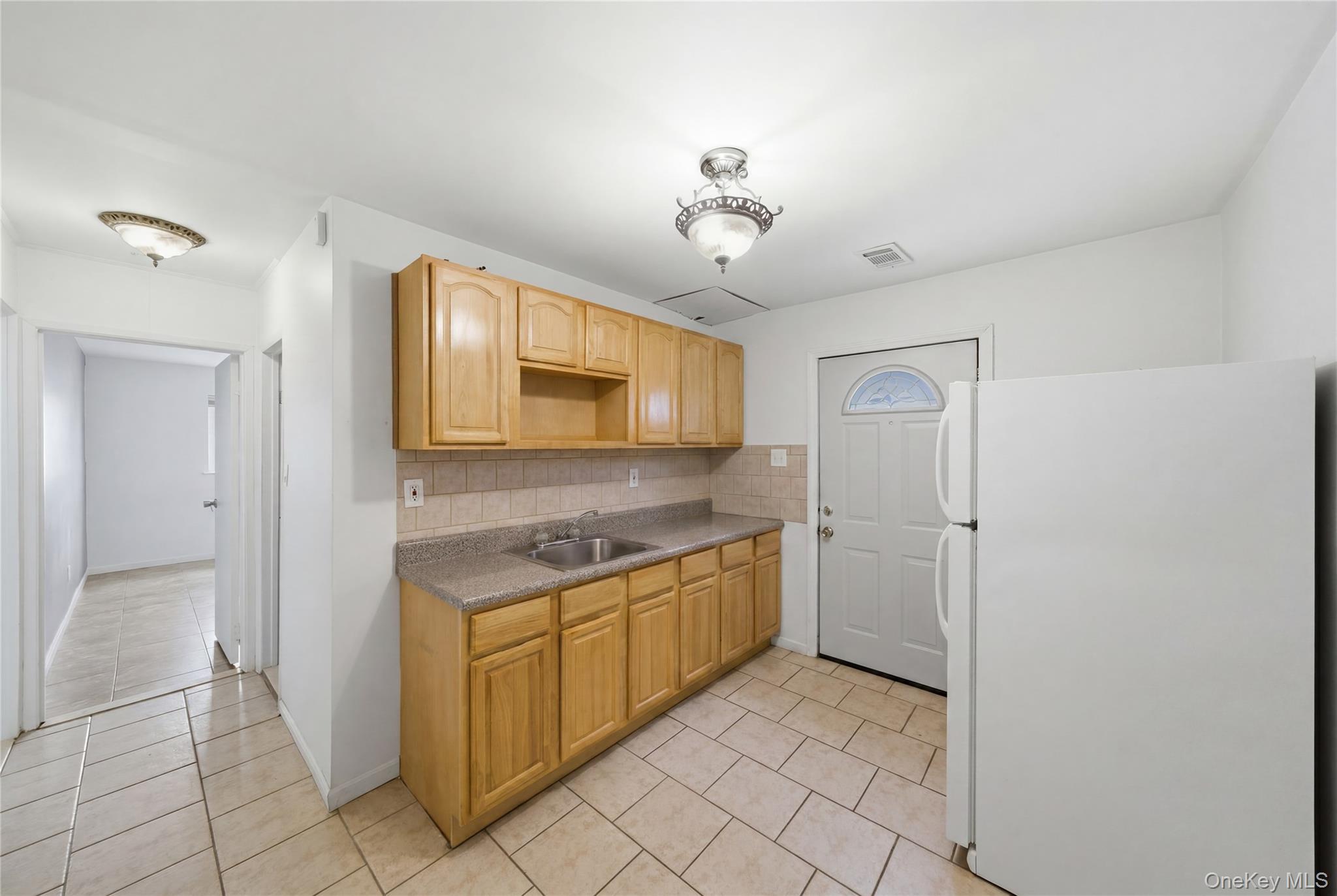 160-19 88th Street Property Photo 19