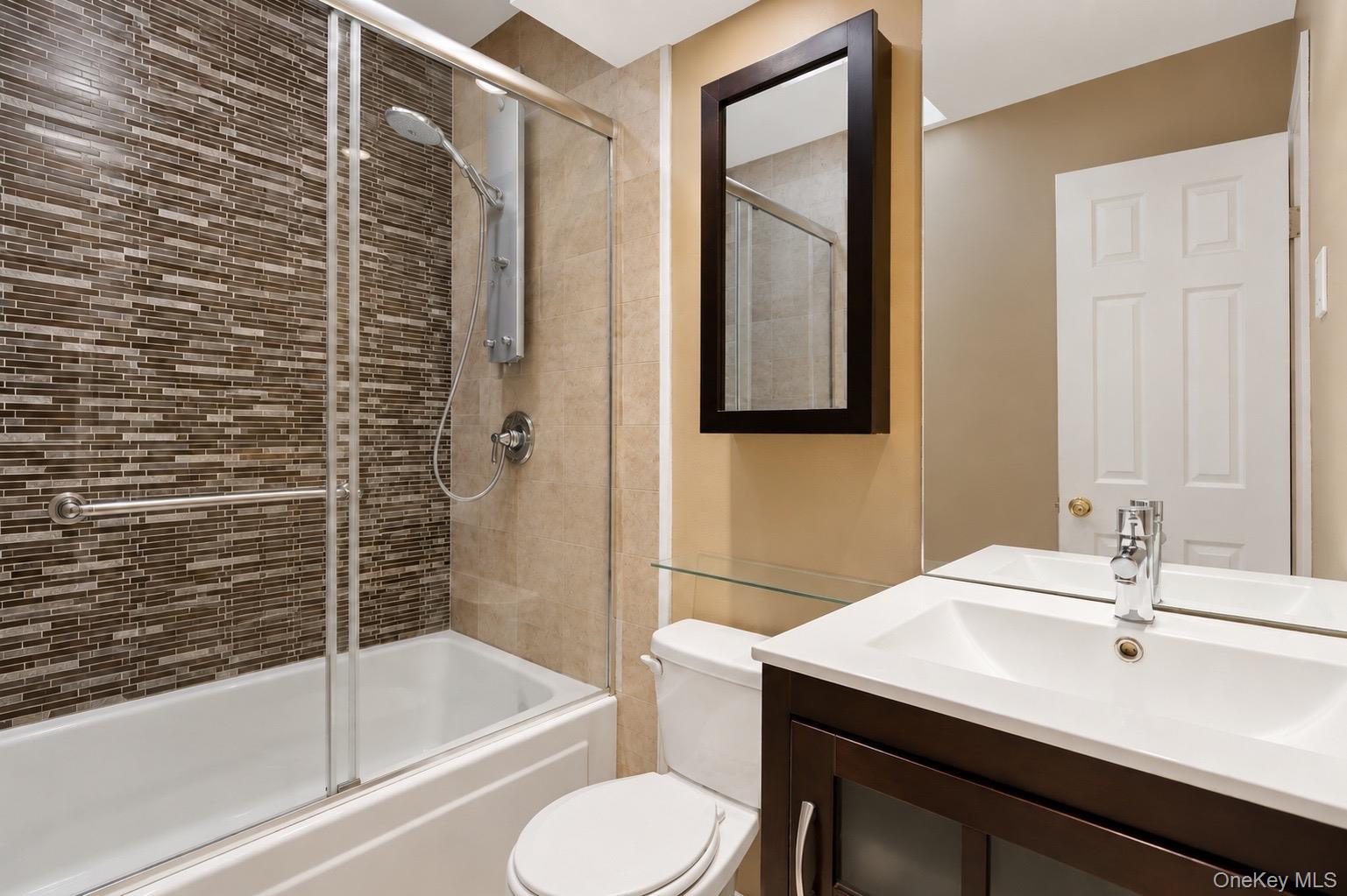 160-44 98th Street Property Photo 12