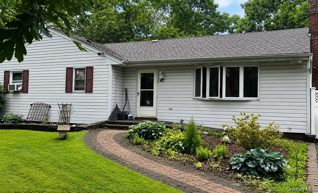 43 Morris Avenue Property Photo 1