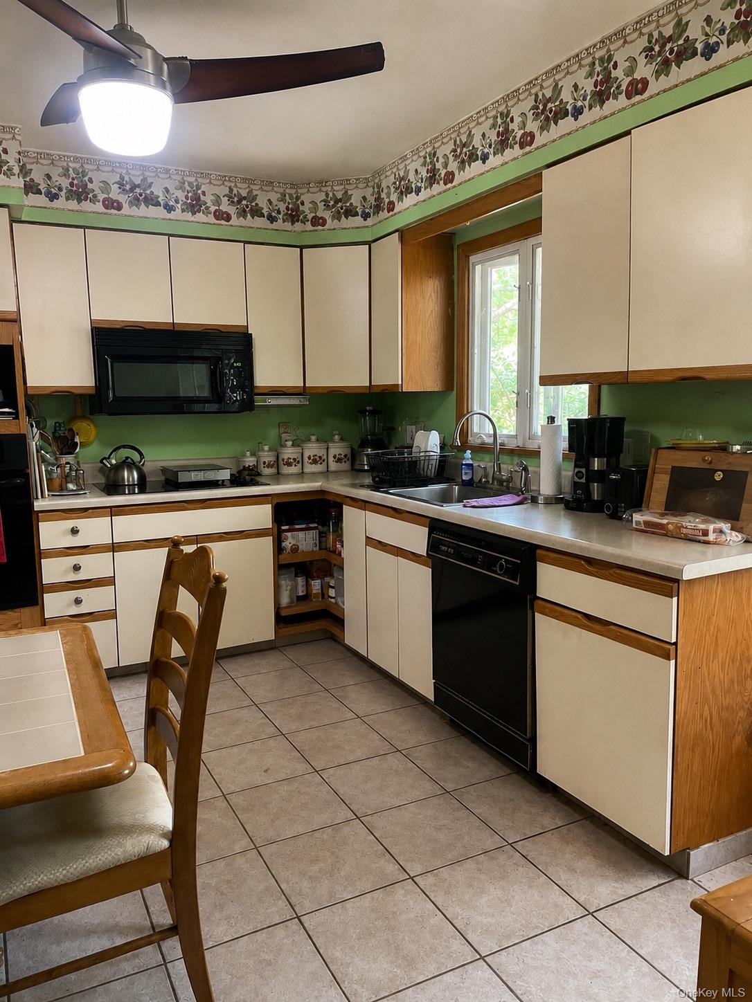 43 Morris Avenue Property Photo 3