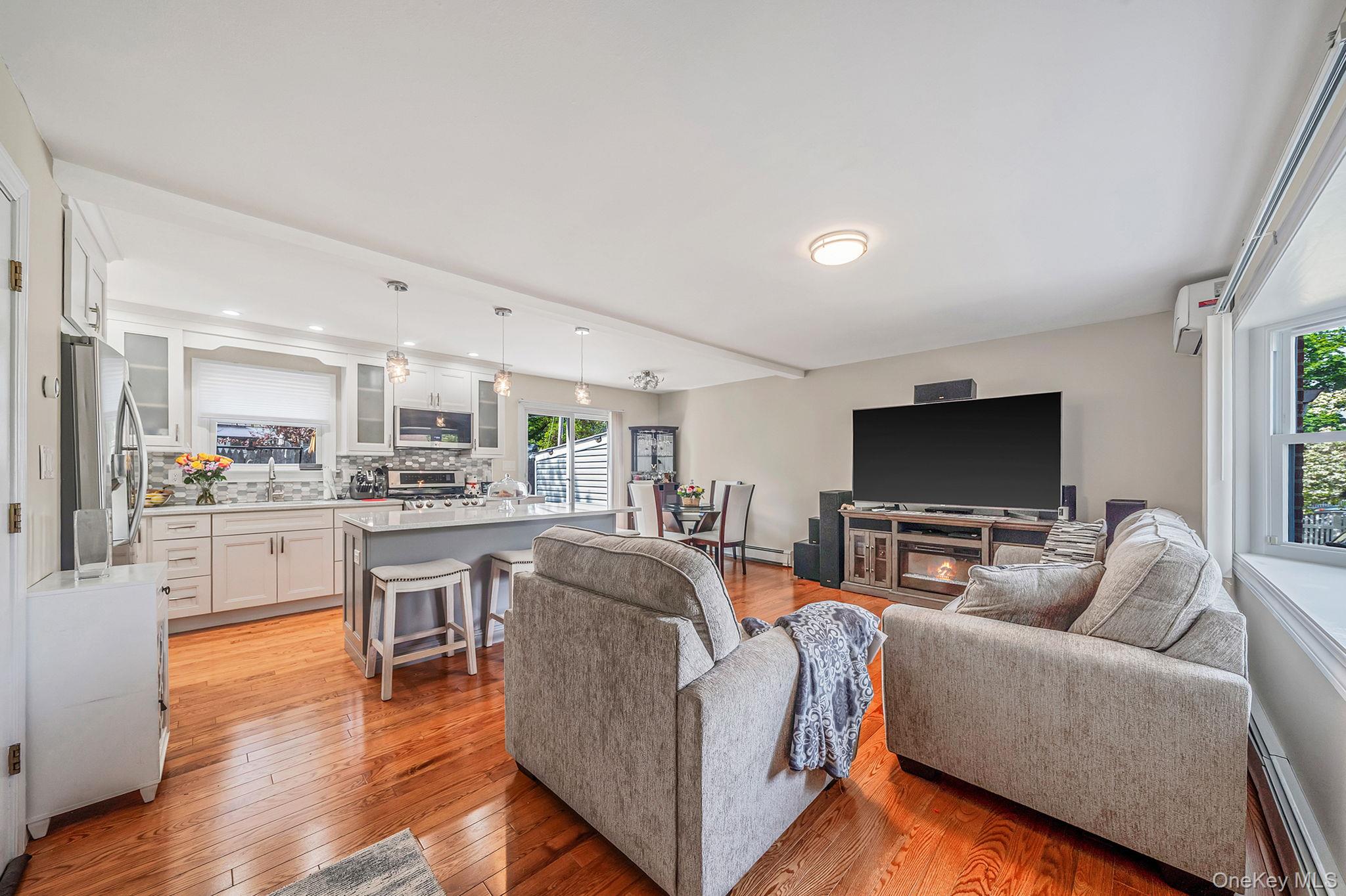 52 Garden Lane Property Photo 2