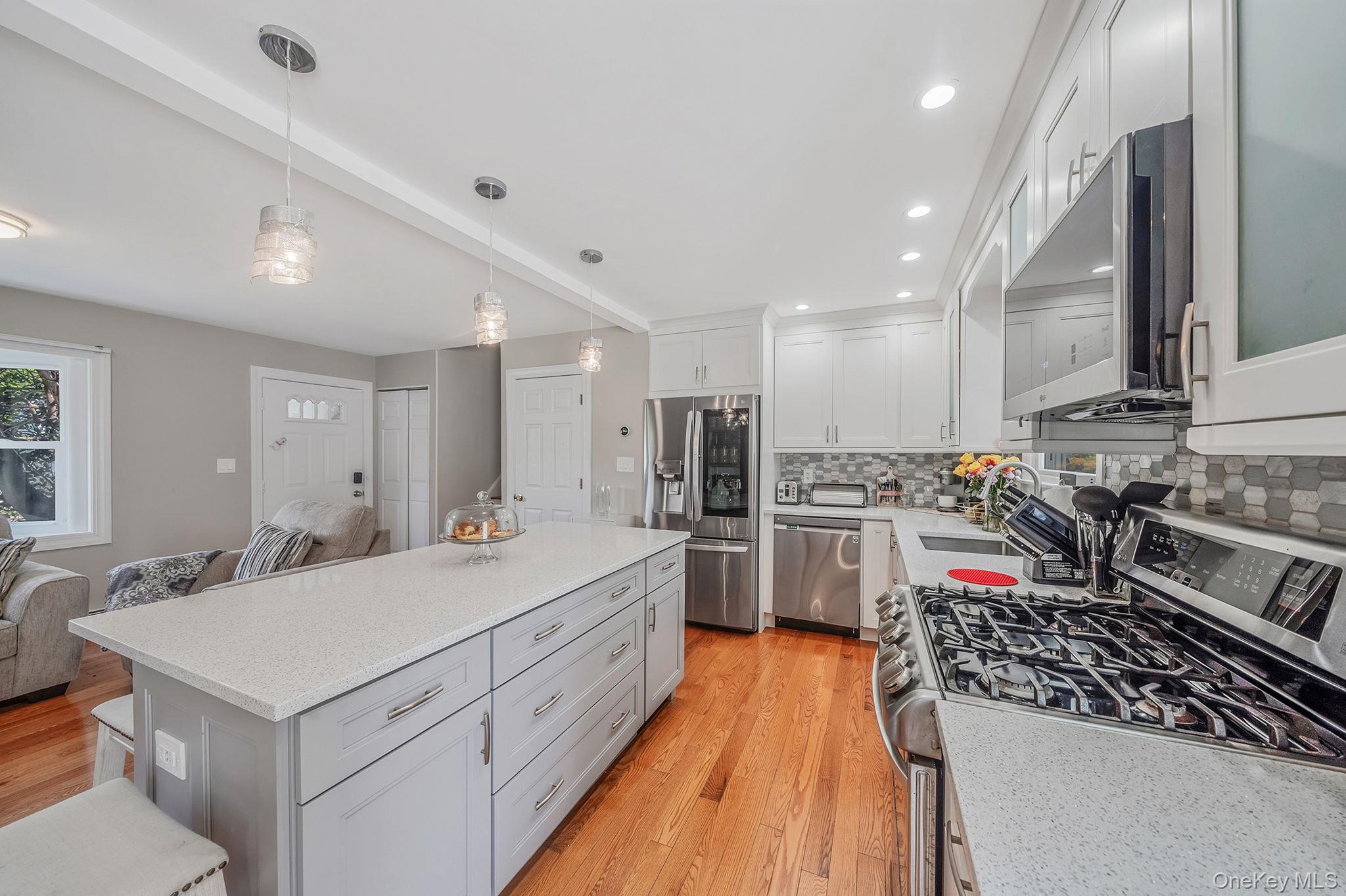 52 Garden Lane Property Photo 5