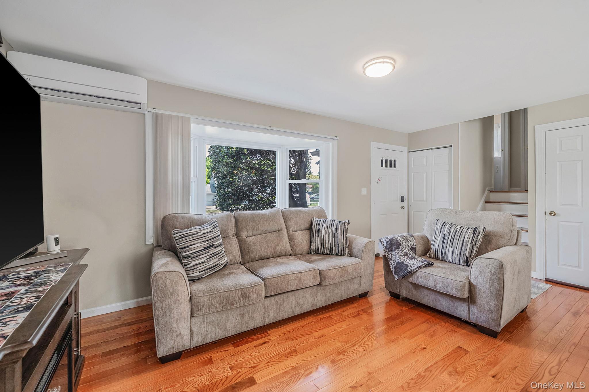 52 Garden Lane Property Photo 9