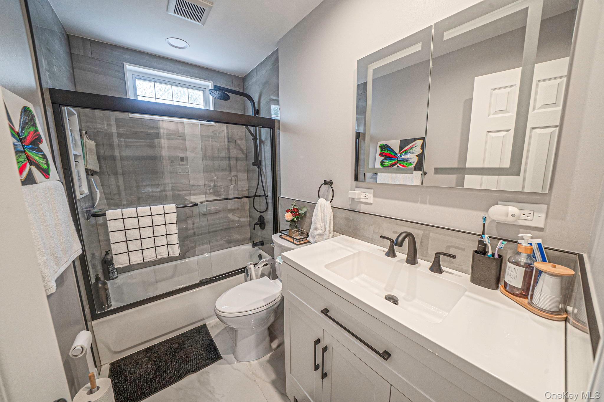 52 Garden Lane Property Photo 14