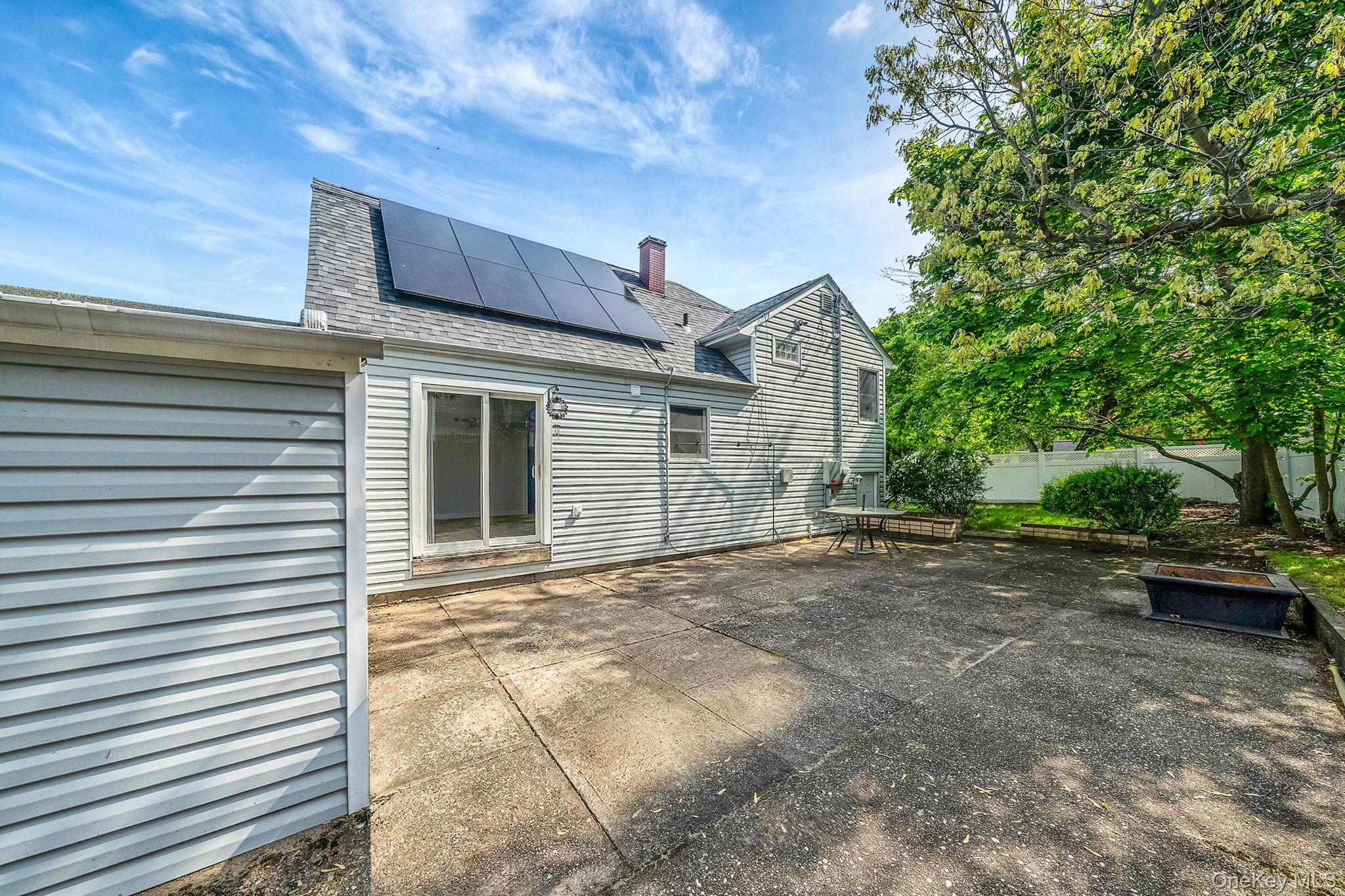 52 Garden Lane Property Photo 18