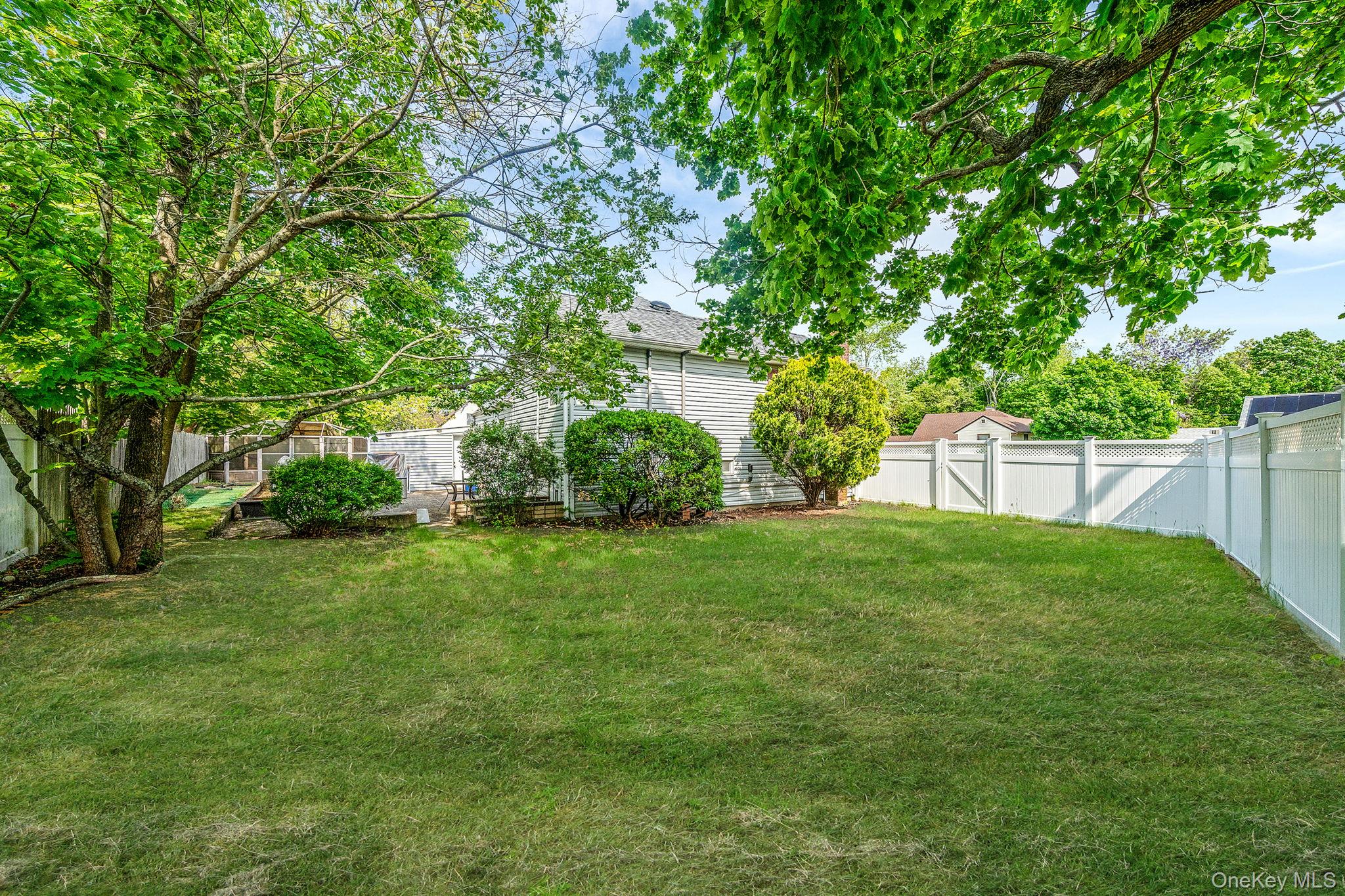 52 Garden Lane Property Photo 21