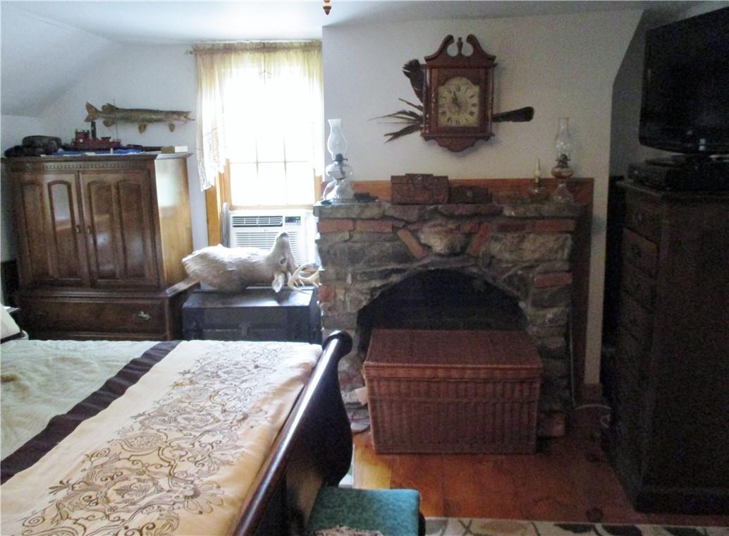 2416 State Route 17k Property Photo 20