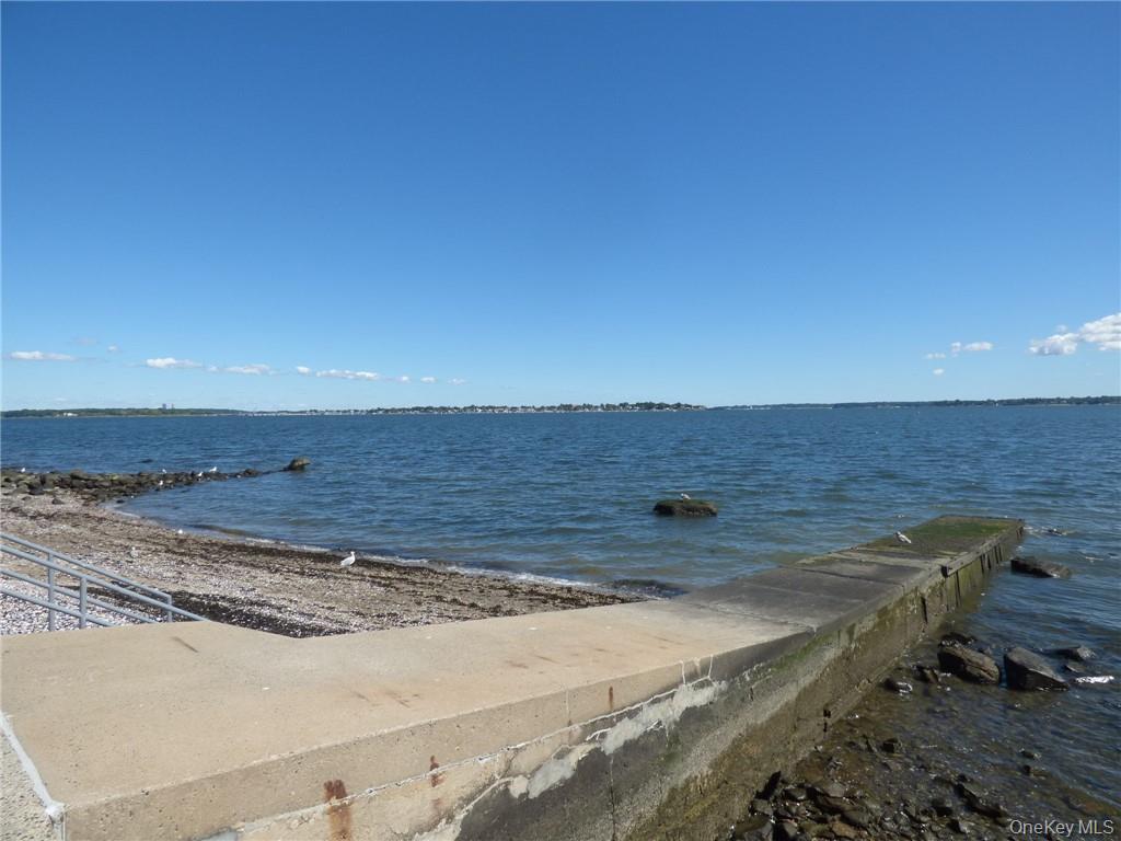 160 C Edgewater Park 160 C Property Photo 21