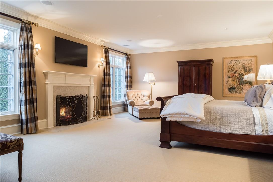 7 Fox Run Property Photo 16